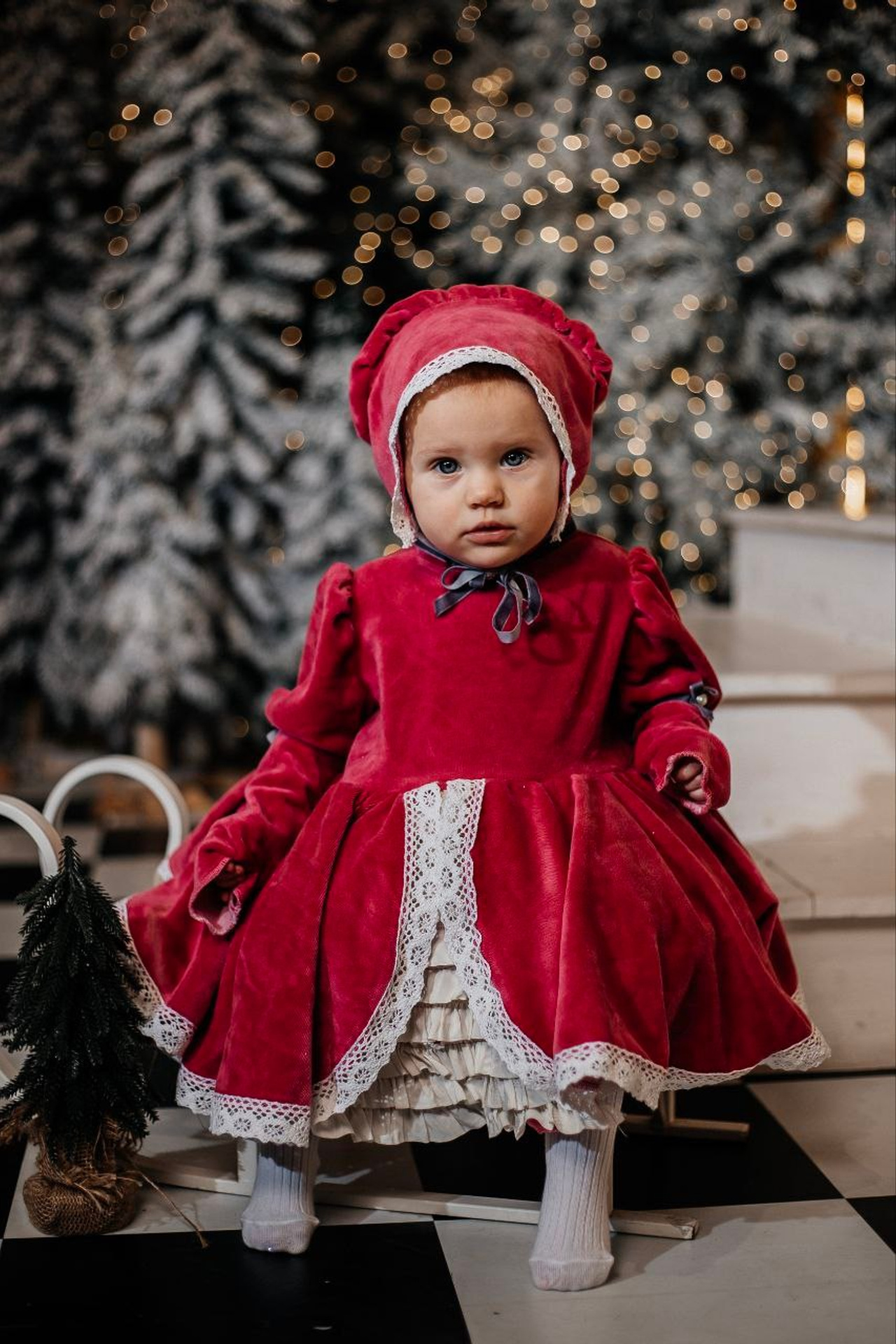 Модель девочка для предметной съемки Младислава Казань| Sale Easy