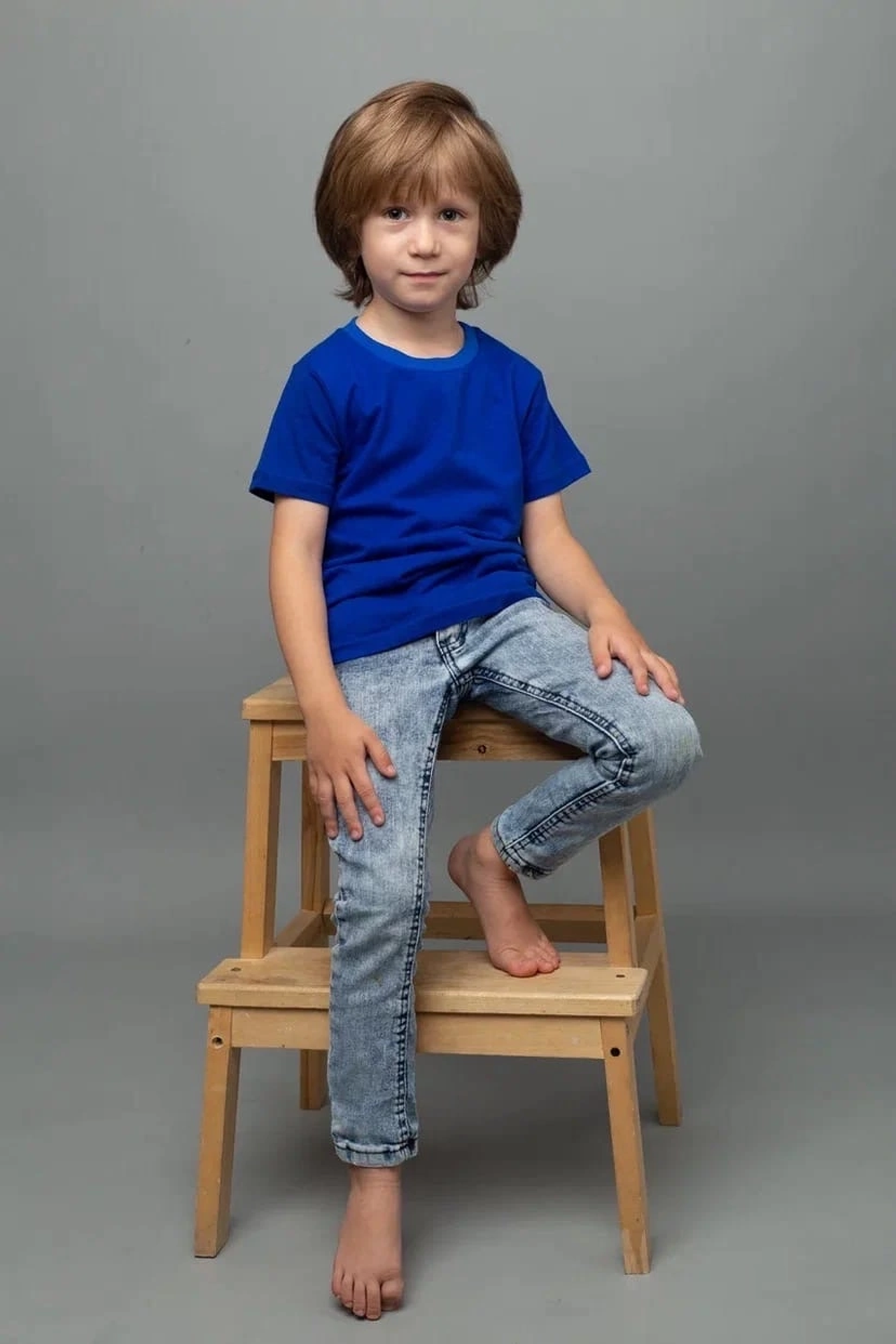 Модель мальчик для предметной съемки Ярослав Казань| Sale Easy