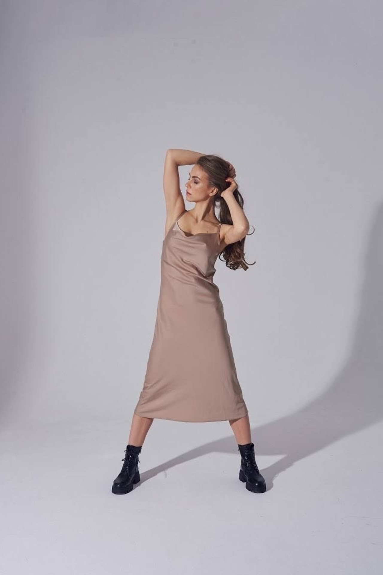 Модель для предметной съемки Юлия Х. Н.Н.| Sale Easy