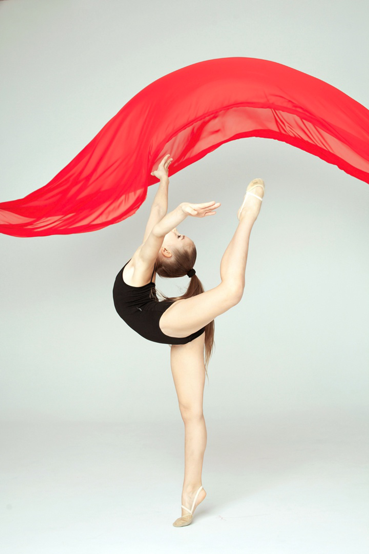 Модель девочка для предметной съемки Дарья У Н.Новгород | Sale Easy