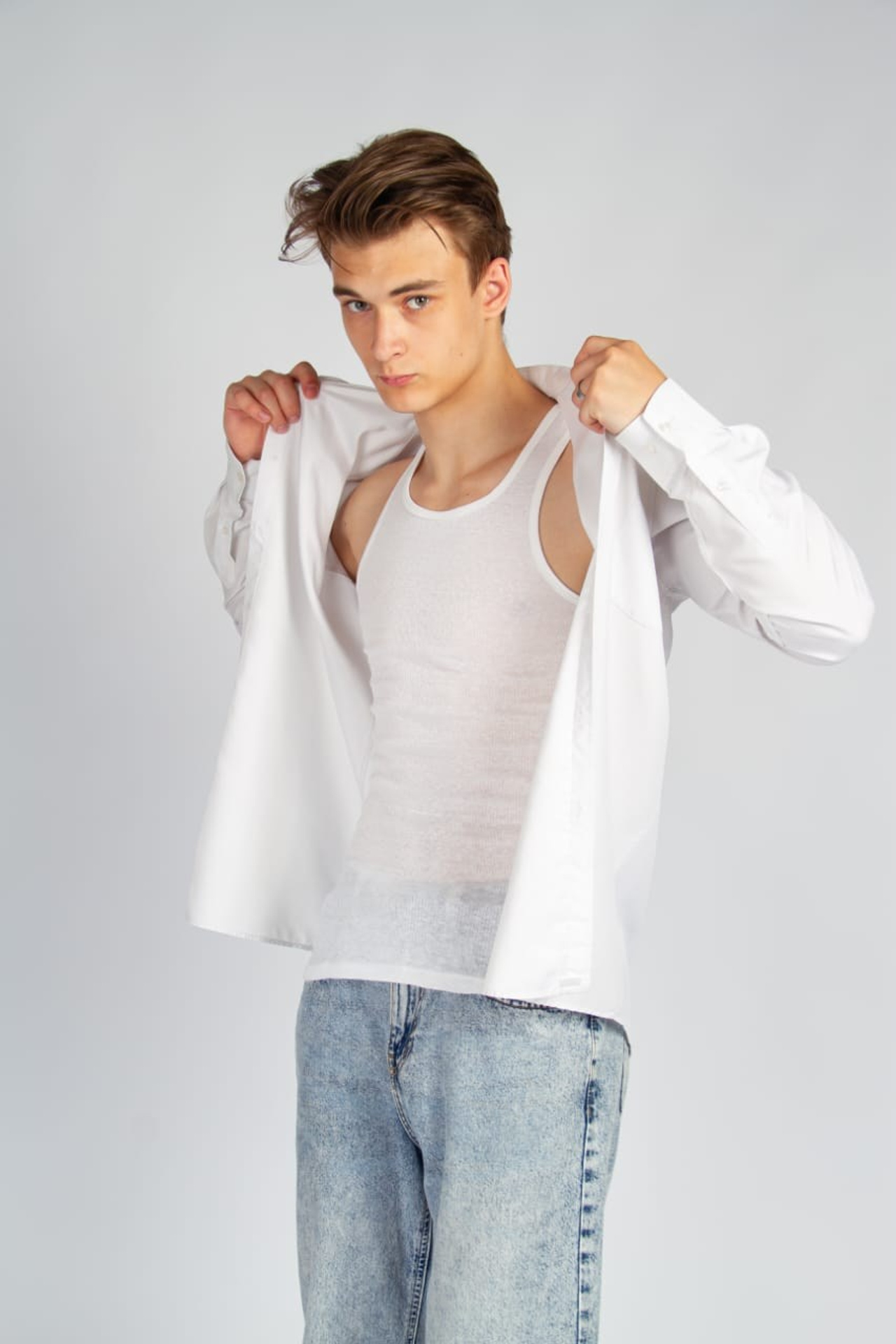 Модель для предметной съемки Александр Б Москва | Sale Easy