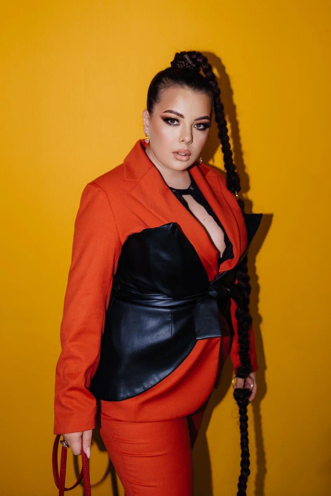 Модель plus size для предметной съемки Анастасия Ю. Москва | Sale Easy