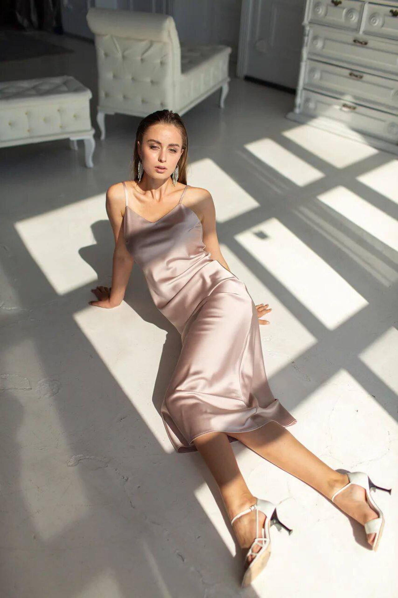 Модель для предметной съемки Анна З. Москва| Sale Easy