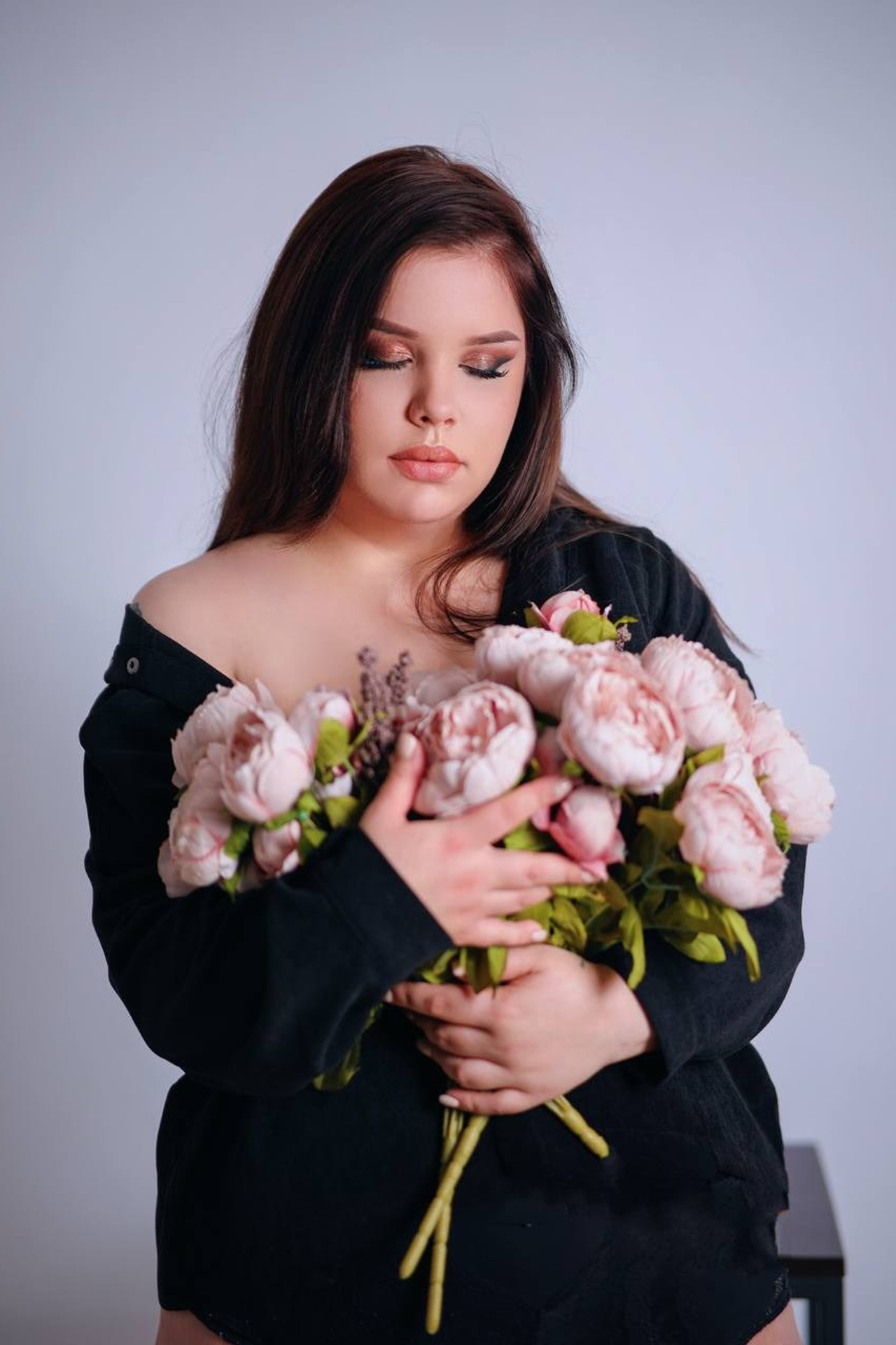 Модель для предметной съемки Мая Москва| Sale Easy