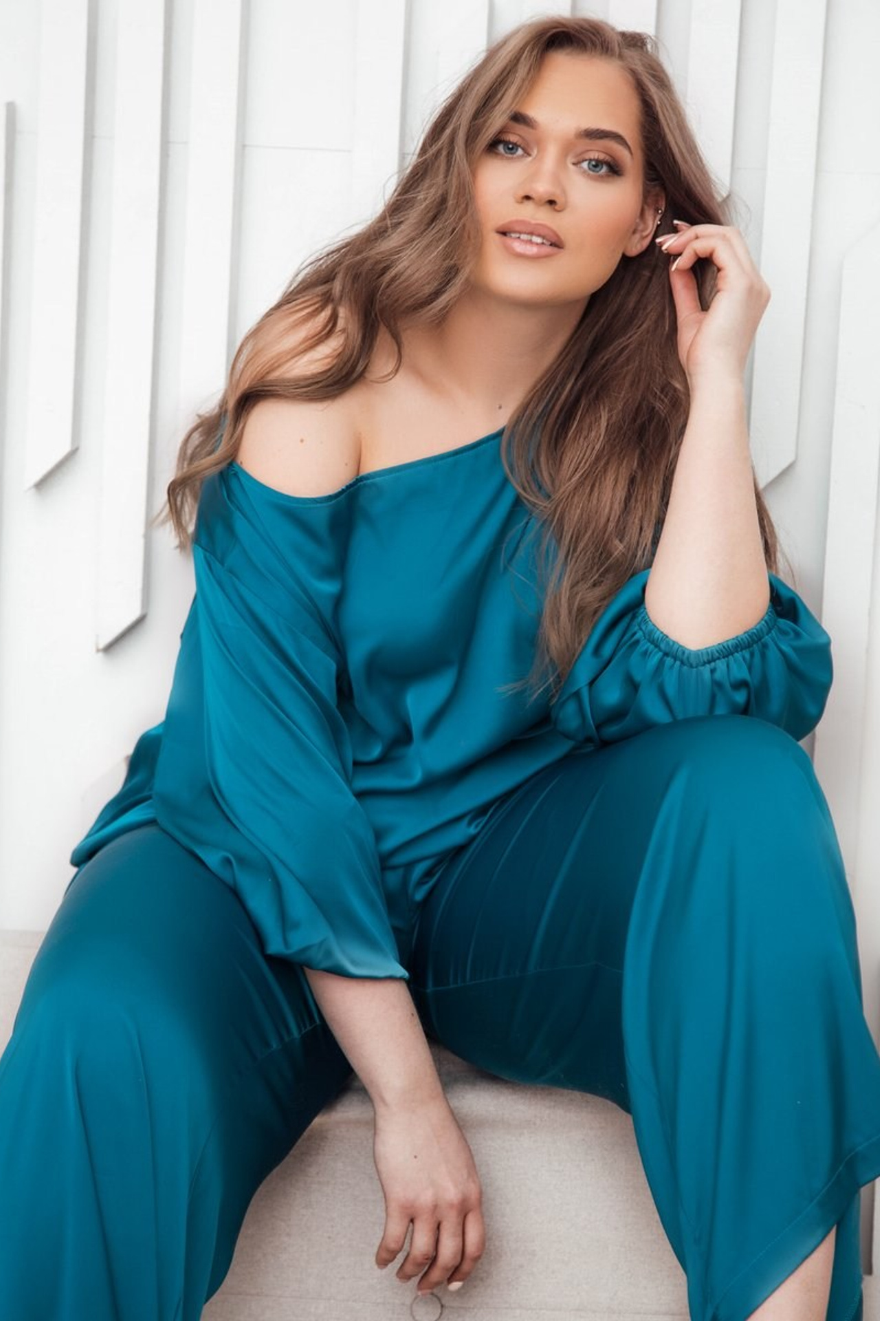 Модель plus size для предметной съемки Ольга Ж. Москва | Sale Easy