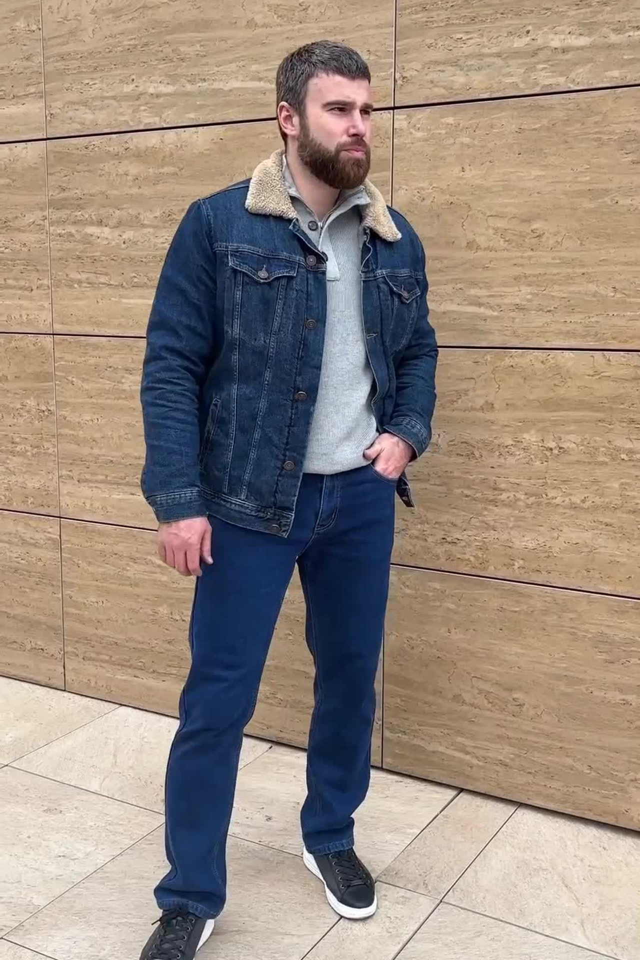 Портфолио видеосъемка одежды для маркетплейсов | Sale Easy