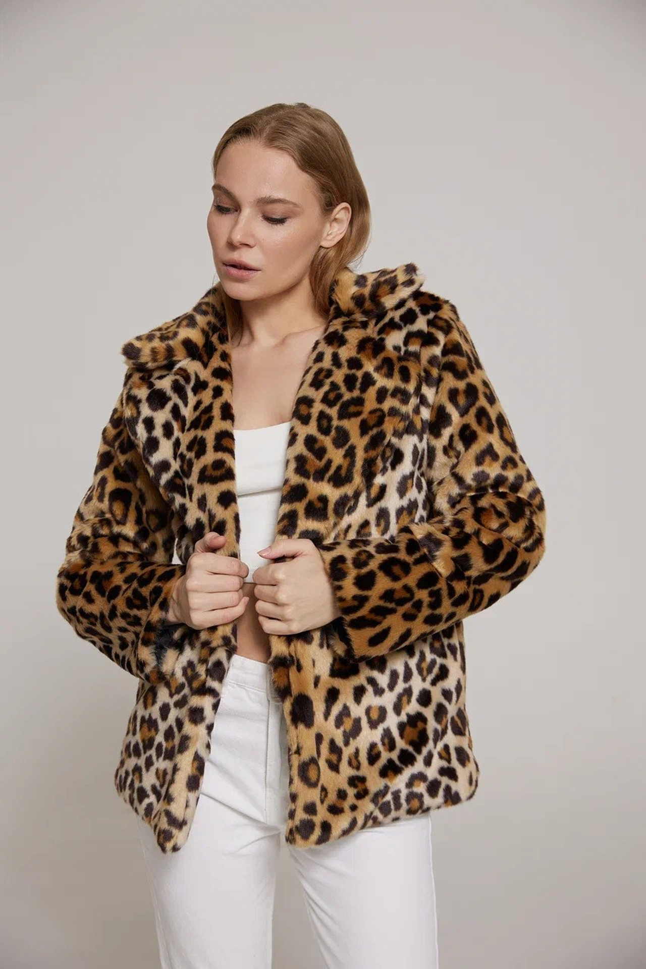 Модель для предметной съемки Екатерина Казань| Sale Easy