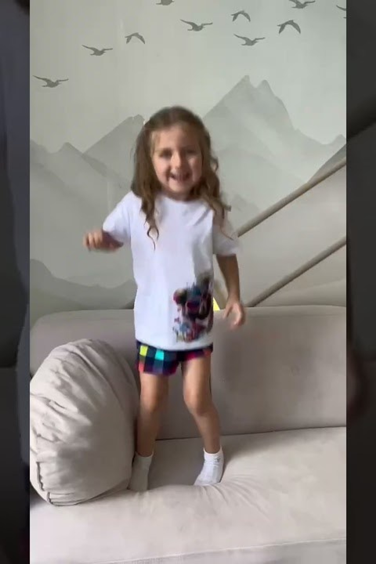 Портфолио видеосъемки товаров для детей для маркетплейсов | Sale Easy