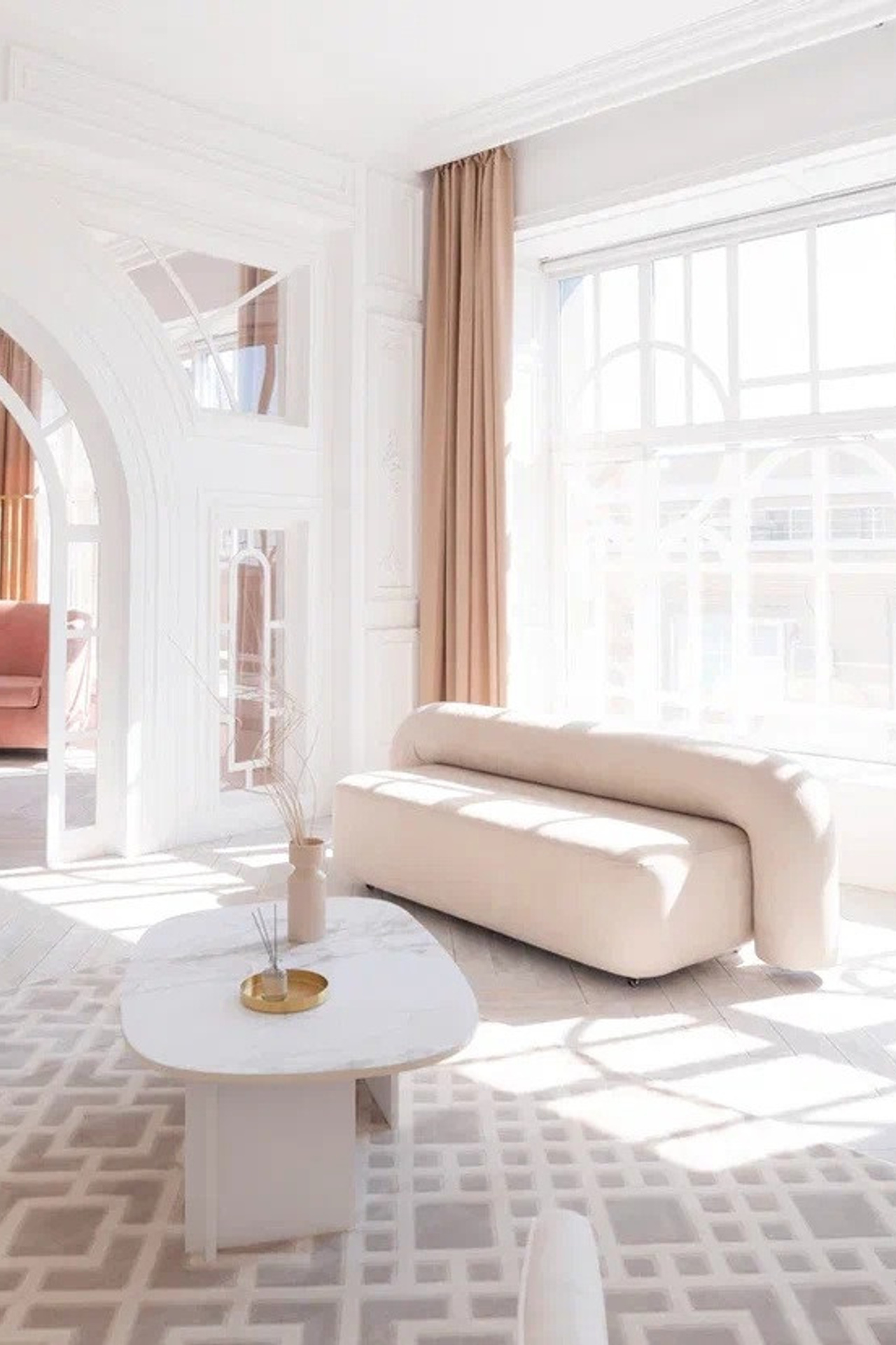 Студия для предметной съемки CROSS — Кассиопея Москва | Sale Easy