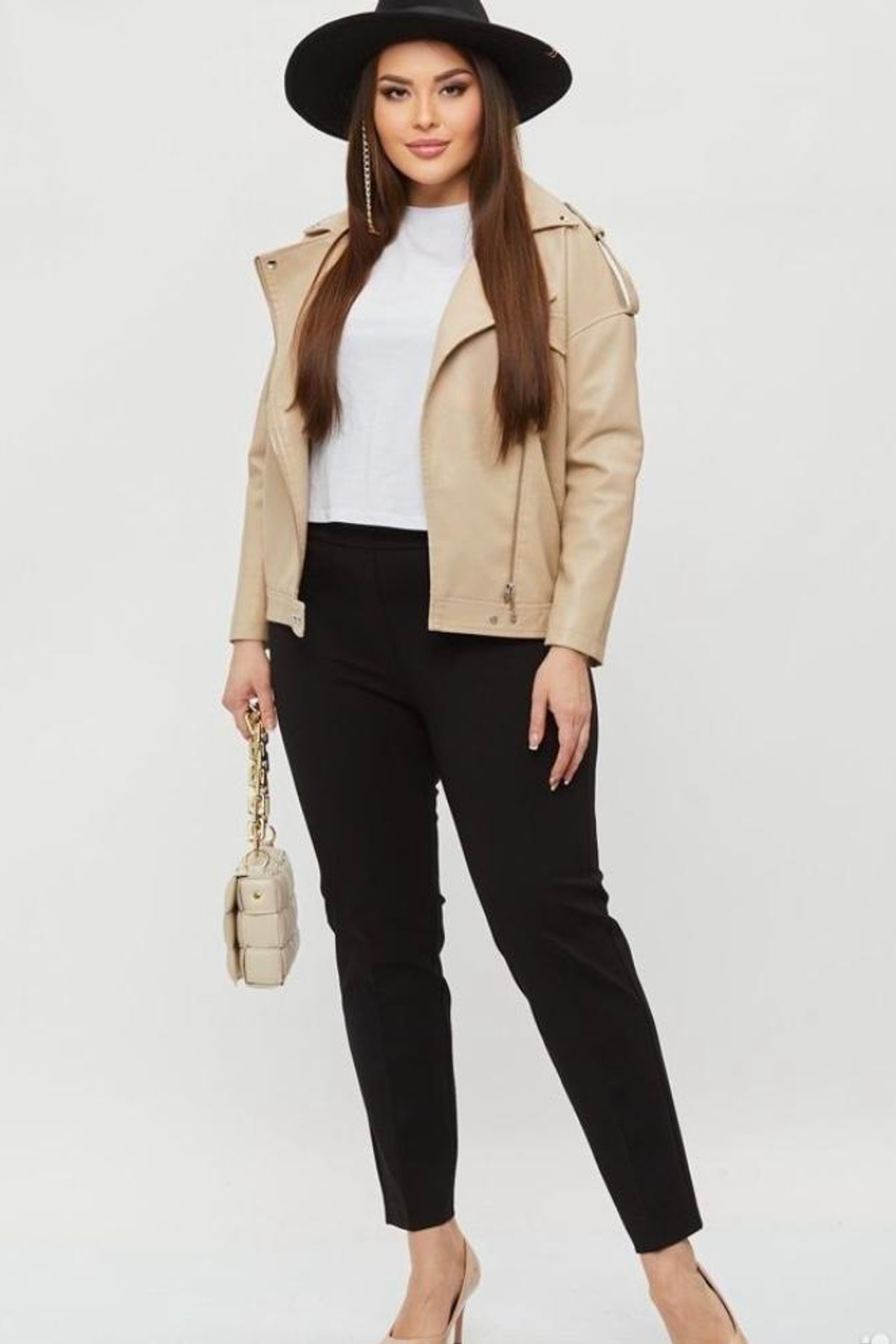 Модель plus size для съемок Анастасия Г. Москва | Sale Easy