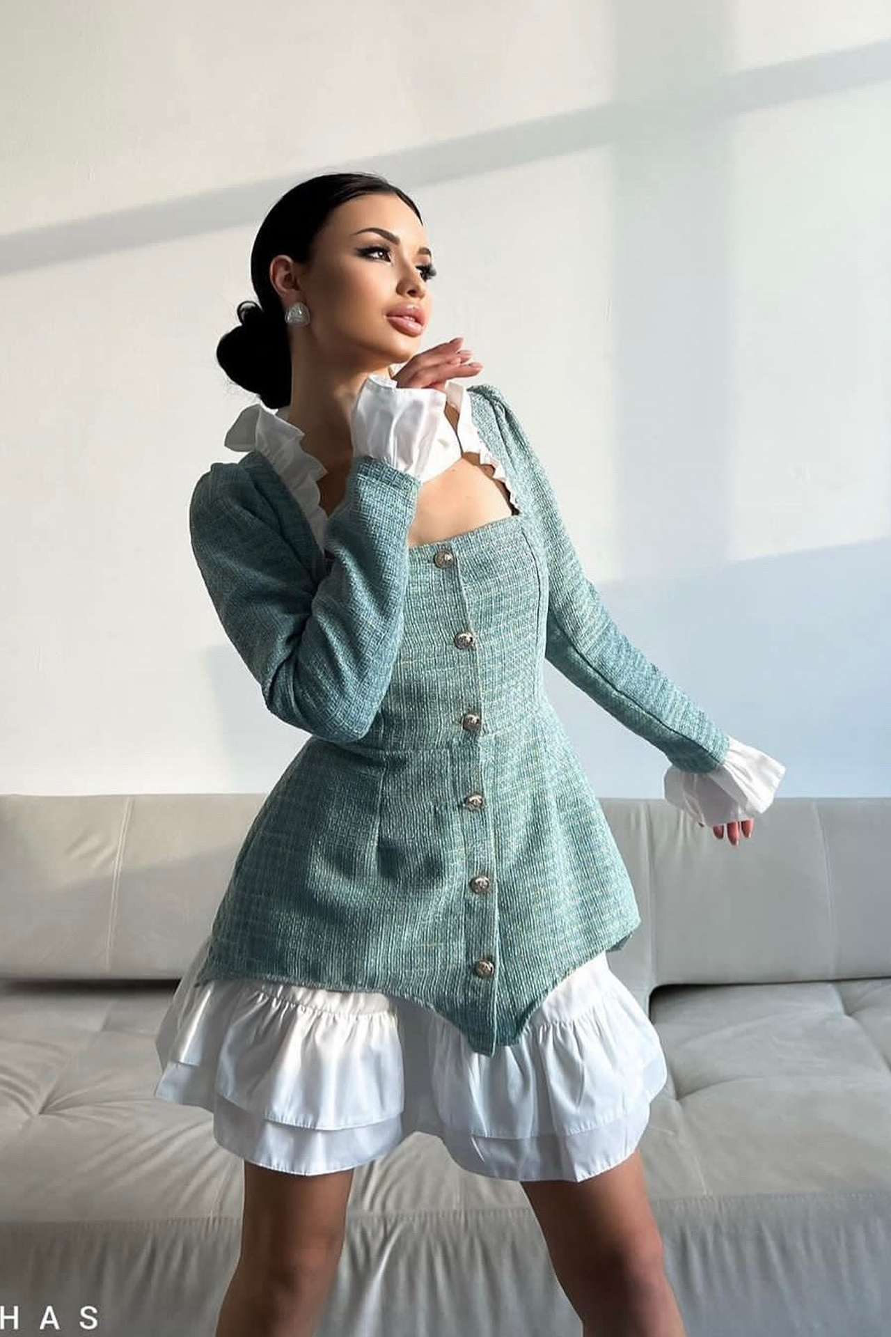 Модель для предметной съемки Яна Н.Н.| Sale Easy