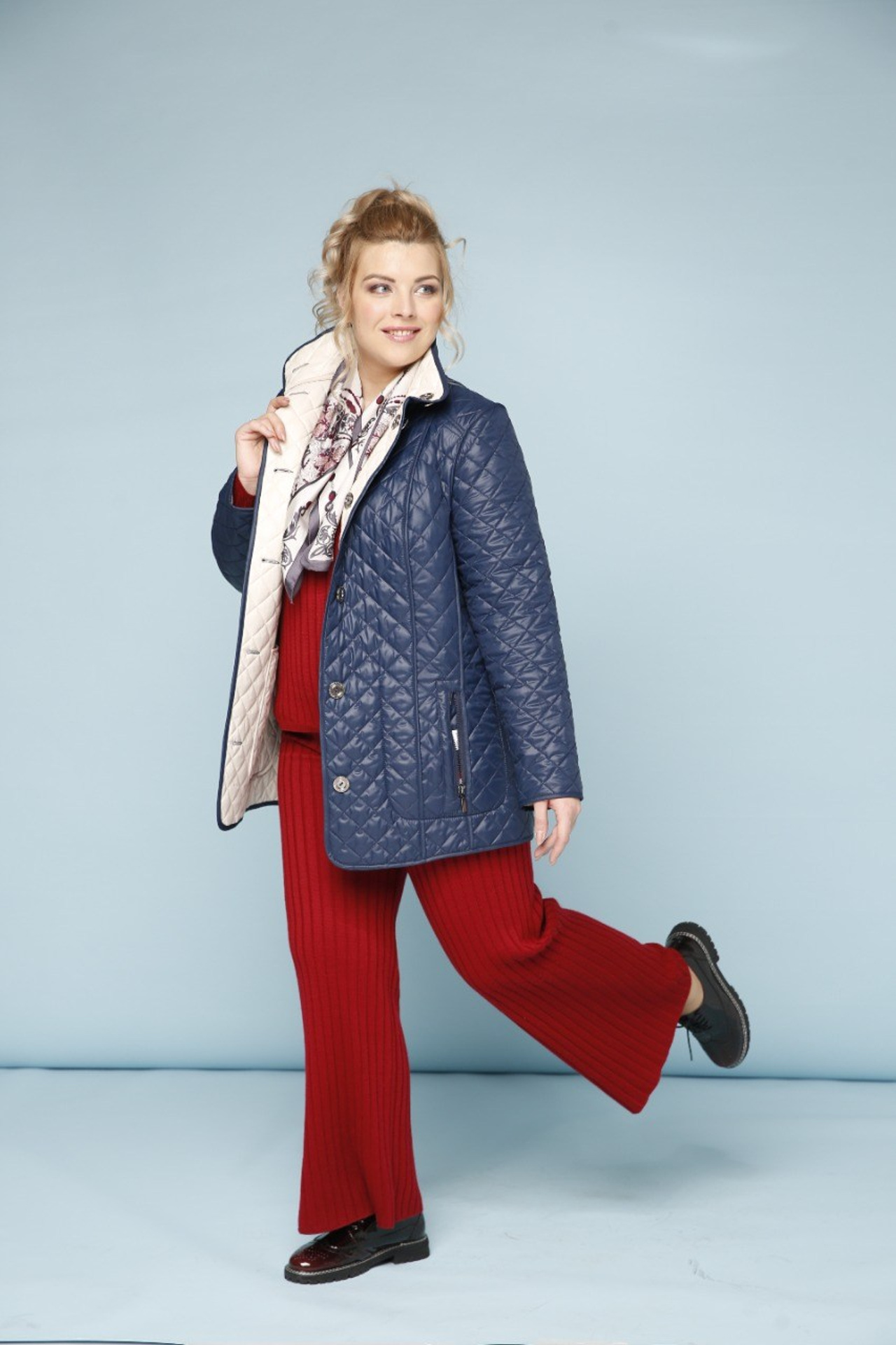 Модель plus size для предметной съемки Людмила А. Москва | Sale Easy