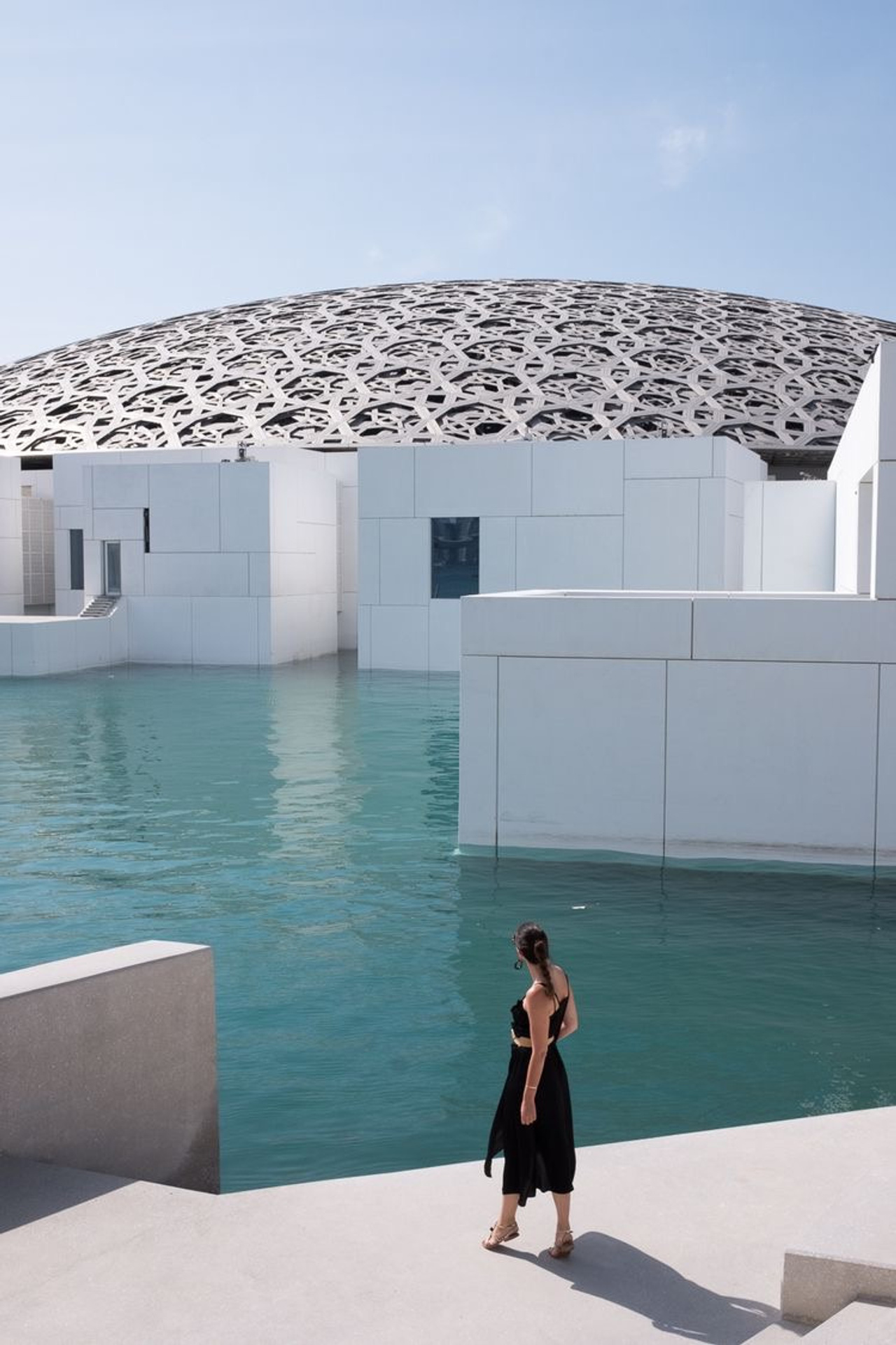 Локация Лувр Абу-Даби для предметной съемки Дубай|Sale Easy