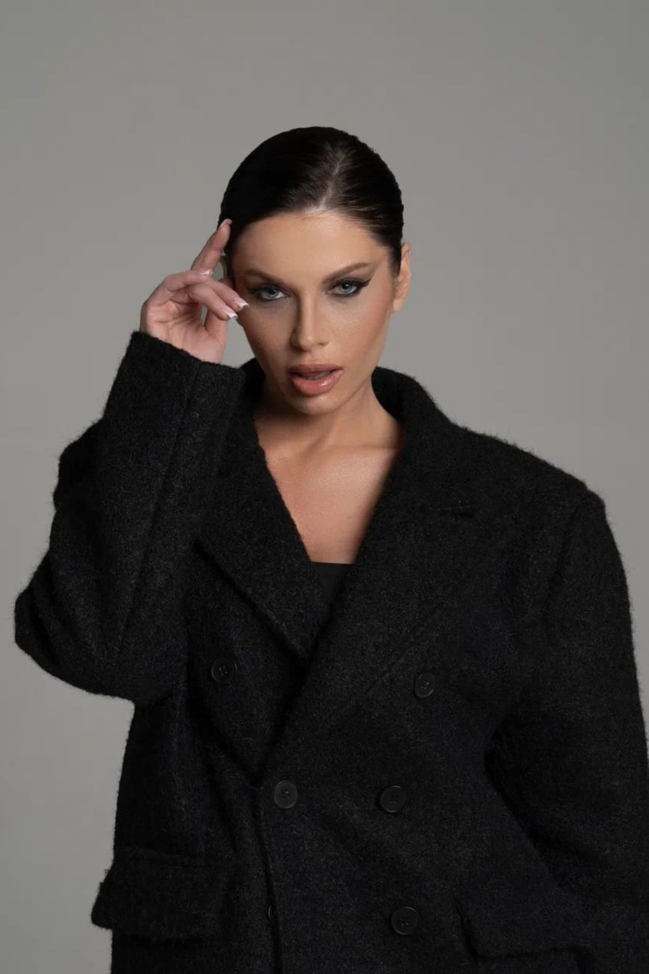 Модель для предметной съемки Оксана 10 260 Москва| Sale Easy