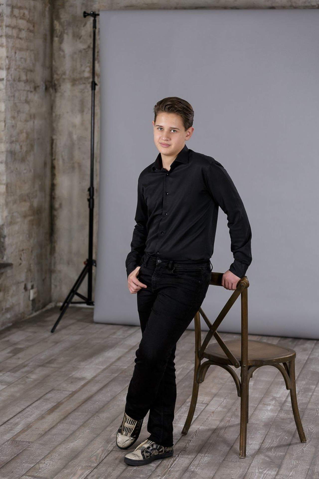 Модели дети для предметной съемки Роман Москва | Sale Easy