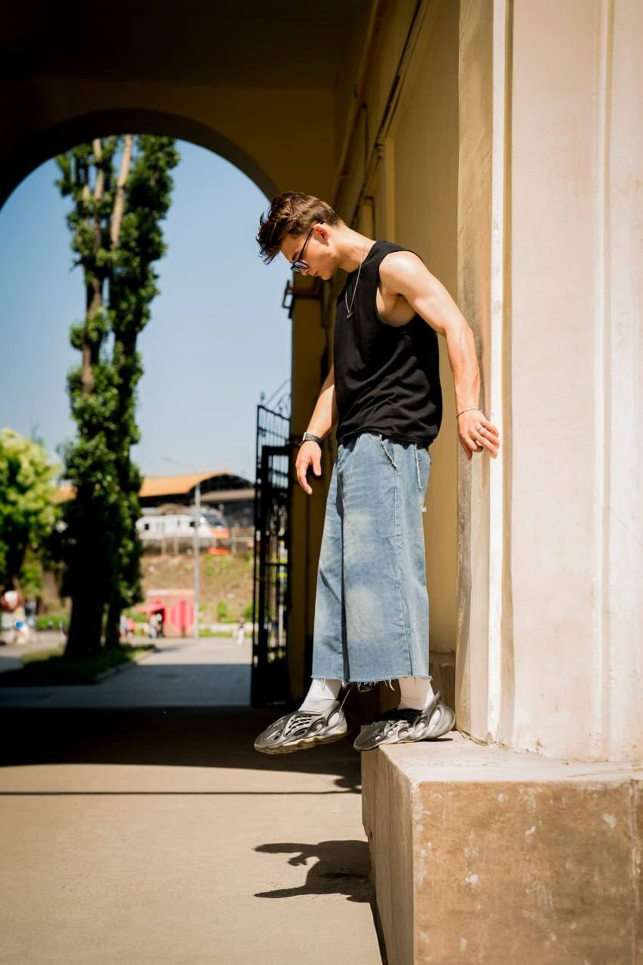 Модель для предметной съемки Александр Б Москва | Sale Easy