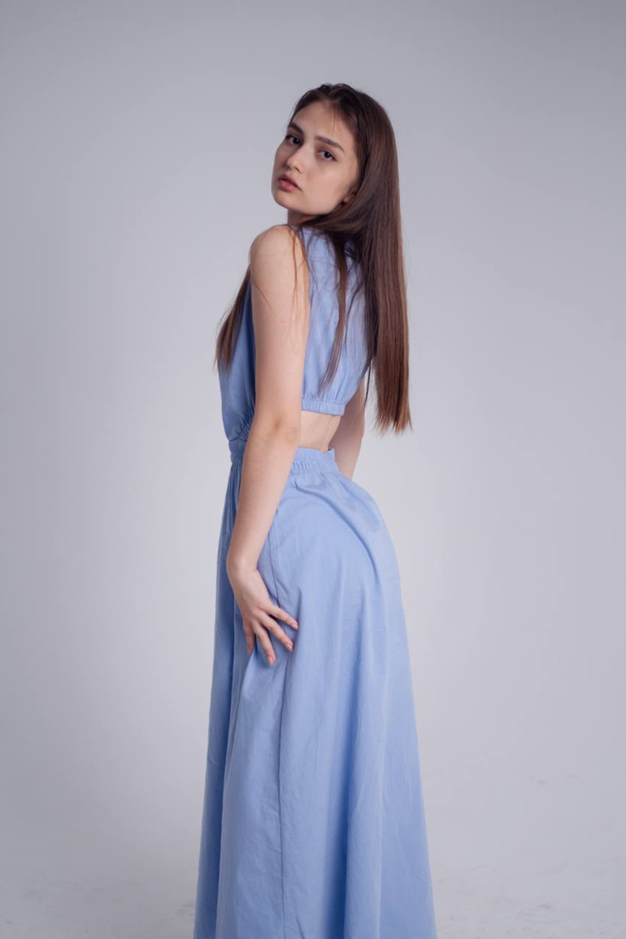 Модель для предметной съемки Салима Москва| Sale Easy