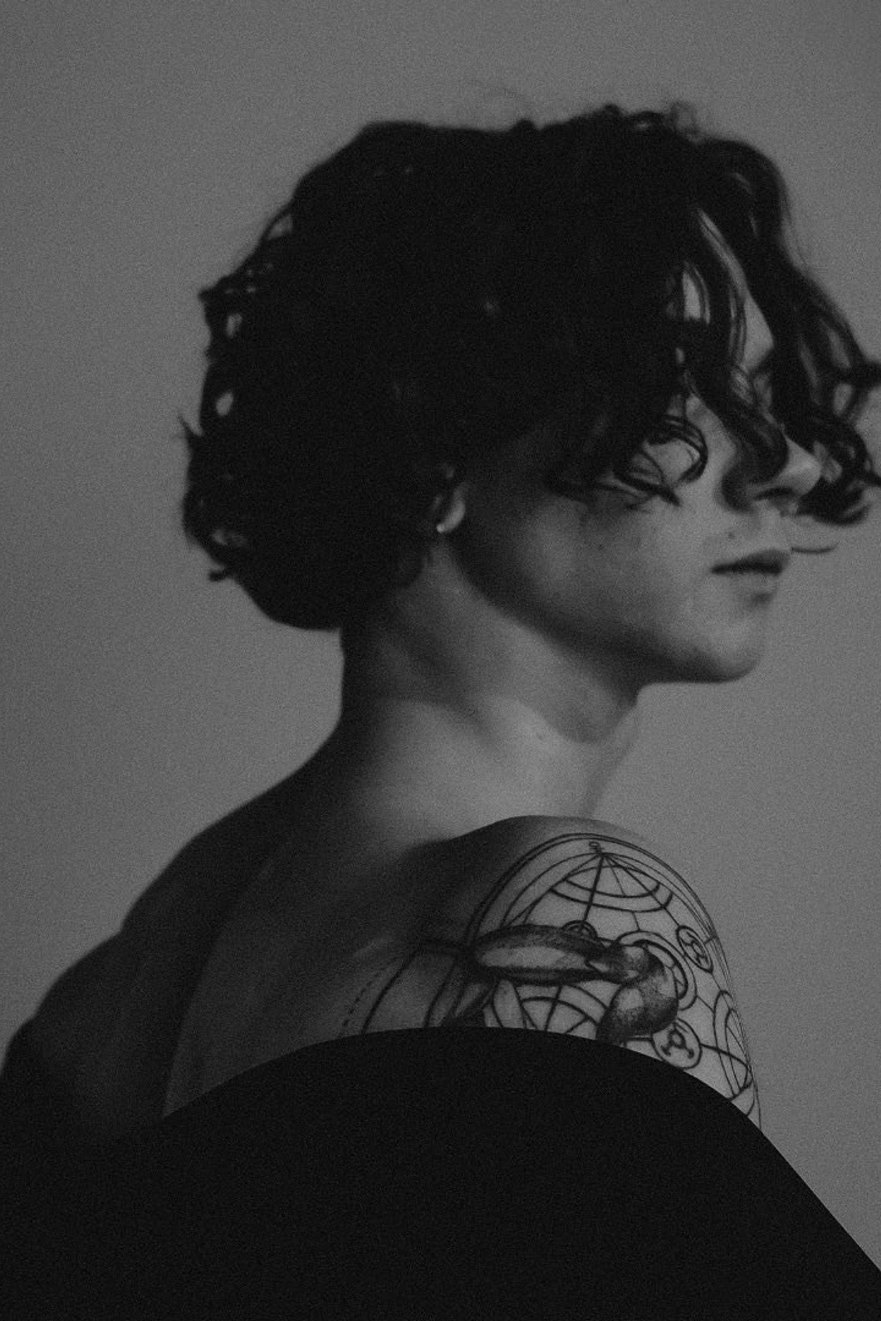 Модель для предметной съемки Евгений В. Н.Новгород | Sale Easy