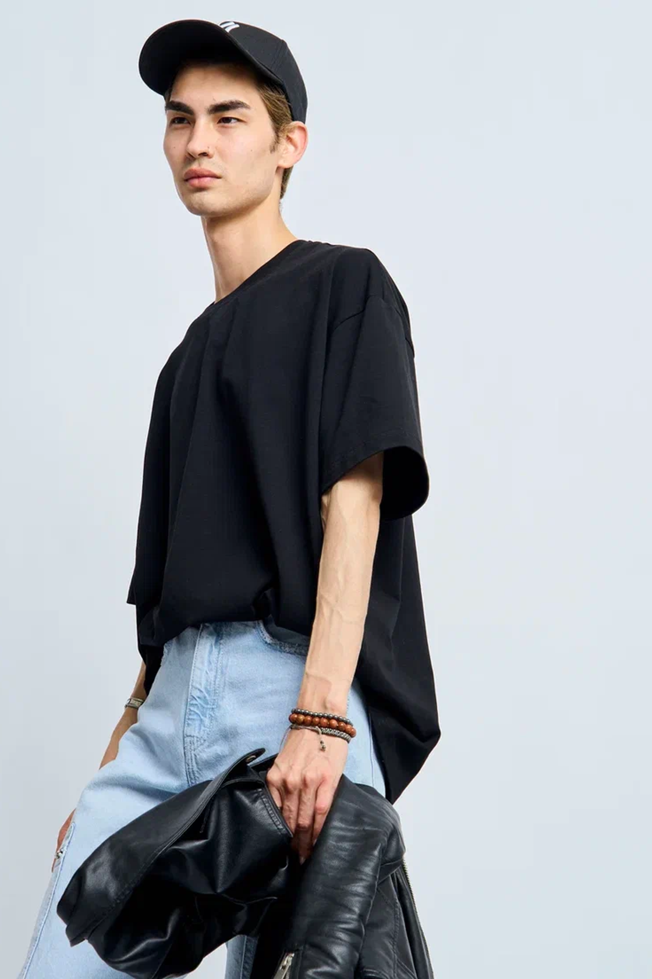 Модель для предметной съемки Роман Ал. Москва | Sale Easy