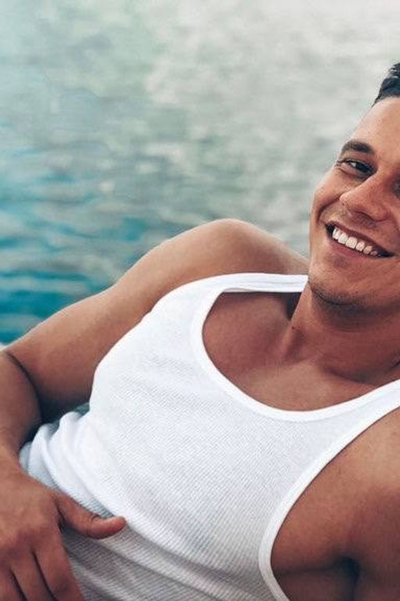 Модель для предметной съемки москвич Никита А. | Sale Easy