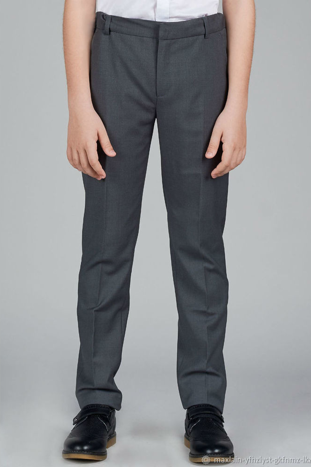 Профессиональная съемка для акцента на аккуратность пошива