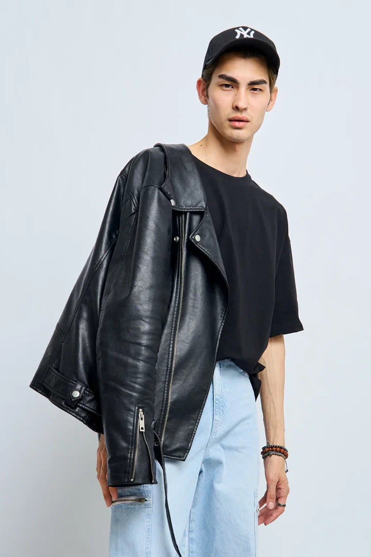 Модель для предметной съемки Роман Ал. Москва | Sale Easy