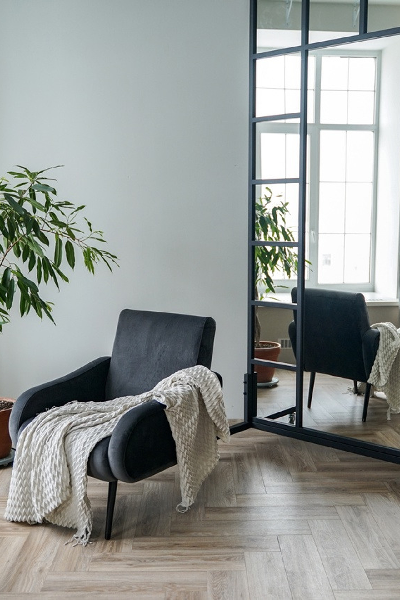 Фотостудия Веретено — зал Грей для предм. съемки С.-Пб|Sale Easy