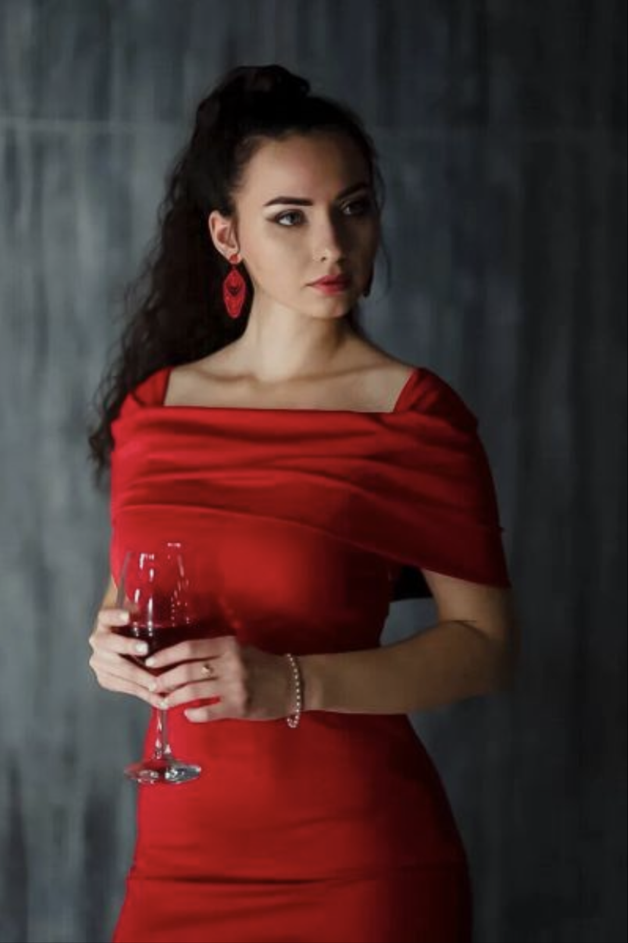 Модель plus size для съемок для интернет магазина Виктория Москва