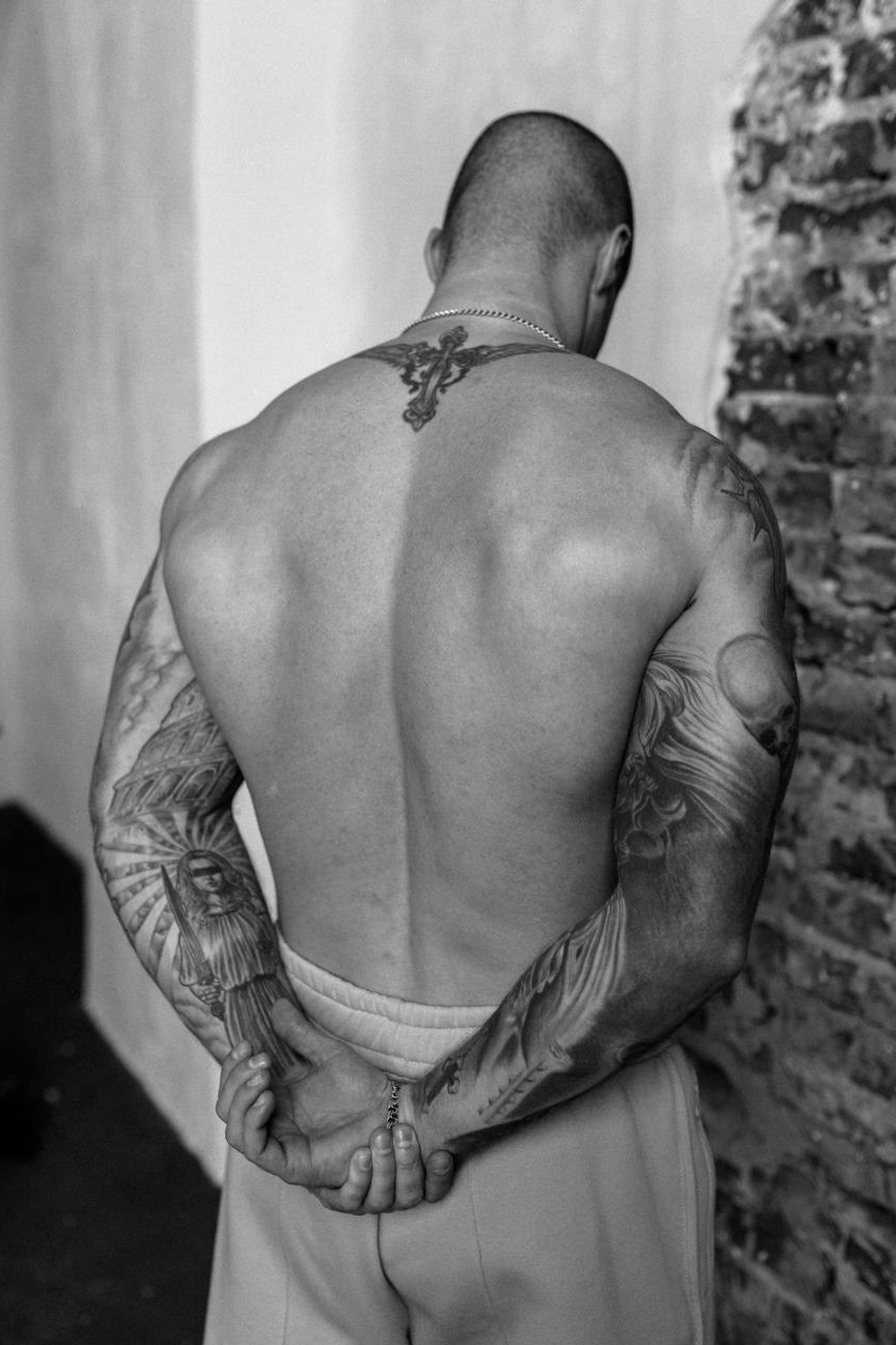 Модель для предметной съемки Никита Ж. Казань| Sale Easy