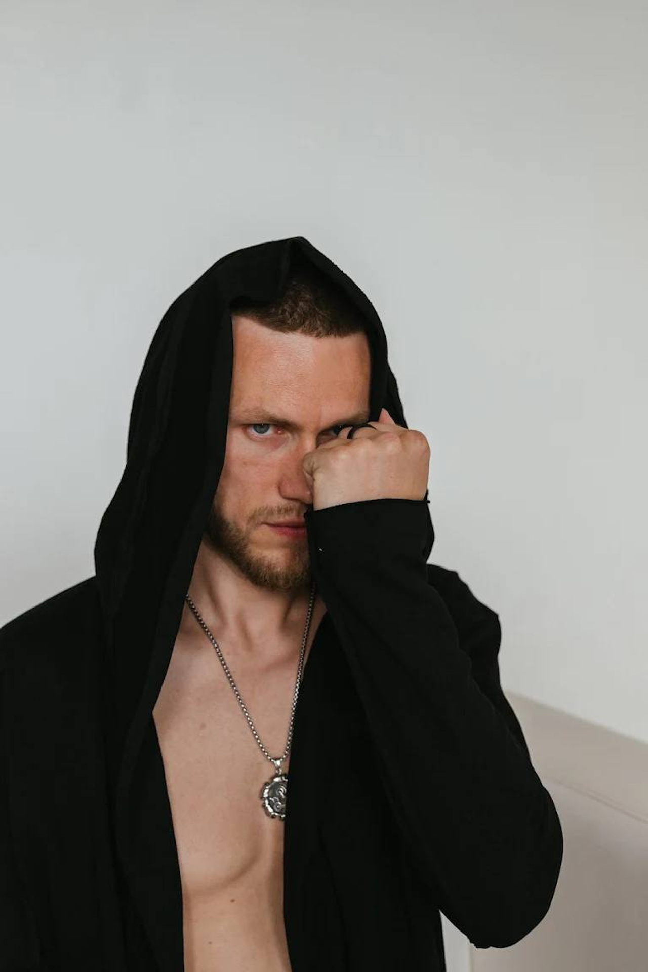 Модель для предметной съемки Алексей А Н.Новгород | Sale Easy