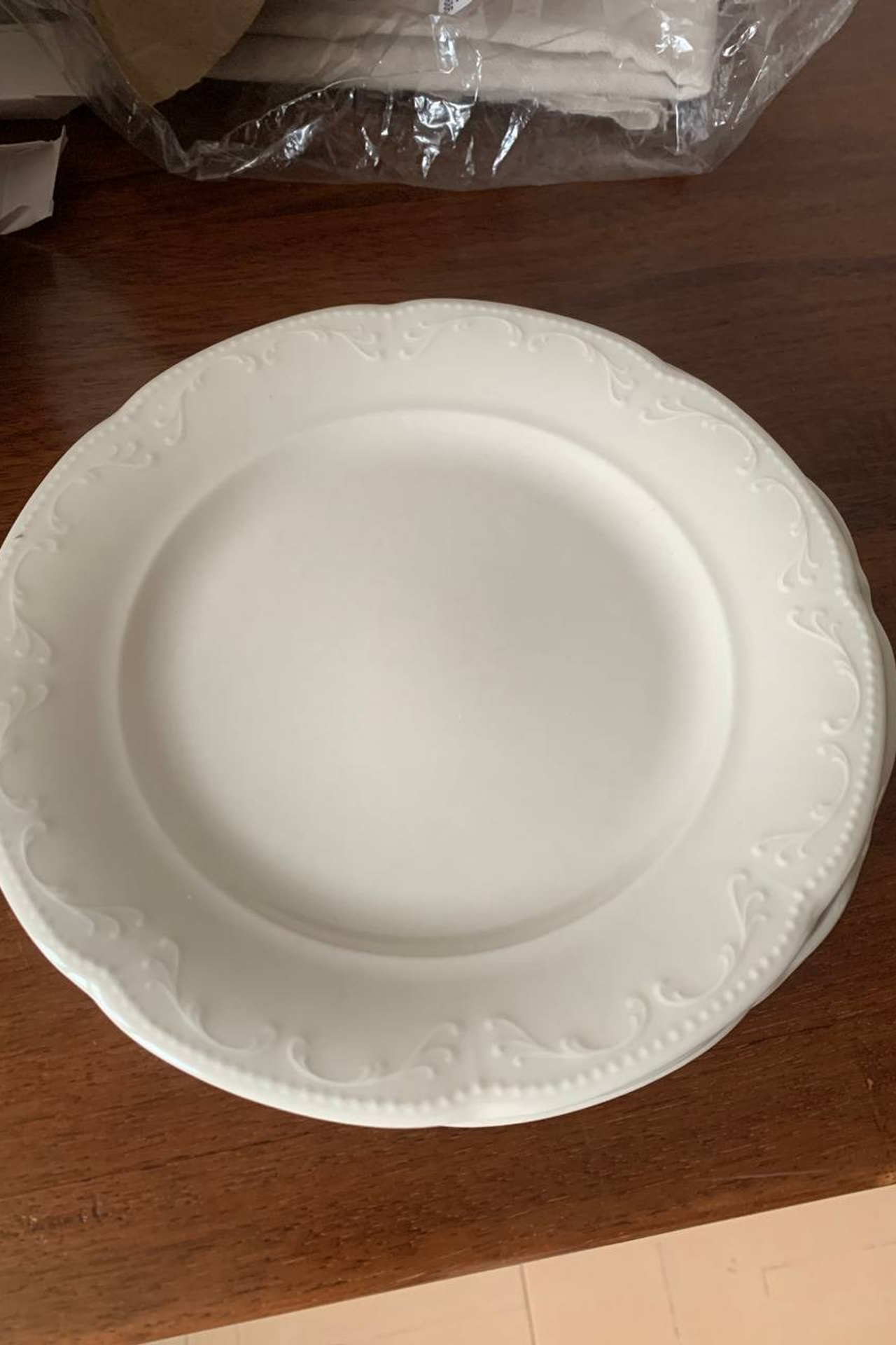 Реквизит для предметной фотосъемки тарелки