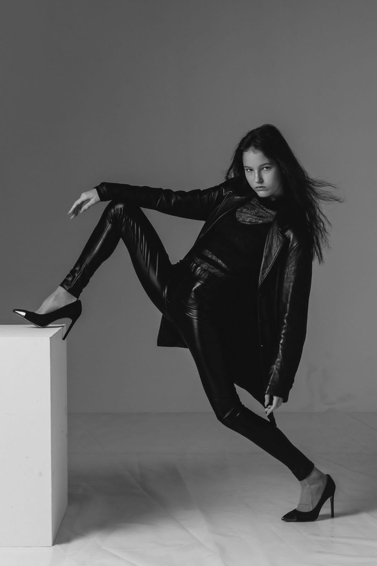 Модель для предметной съемки Кристина З. Москва| Sale Easy