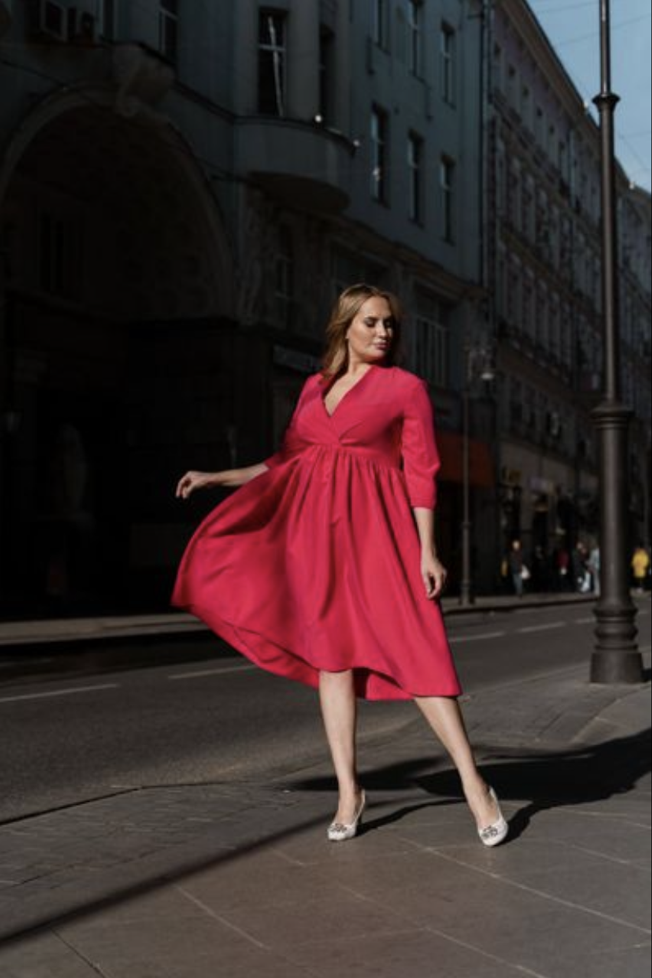 Модель plus size для предметной съемки Татьяна Москва | Sale Easy