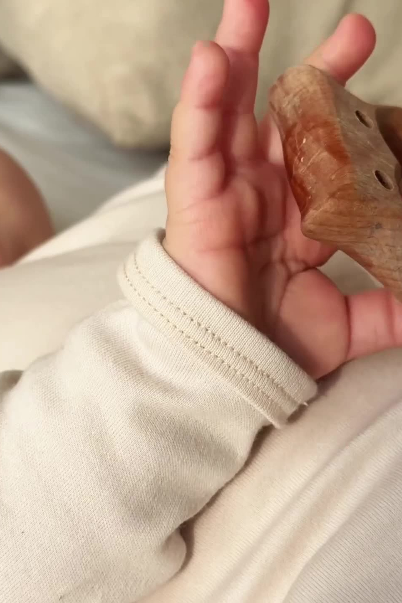 Портфолио видеосъемки товаров для детей для маркетплейсов | Sale Easy