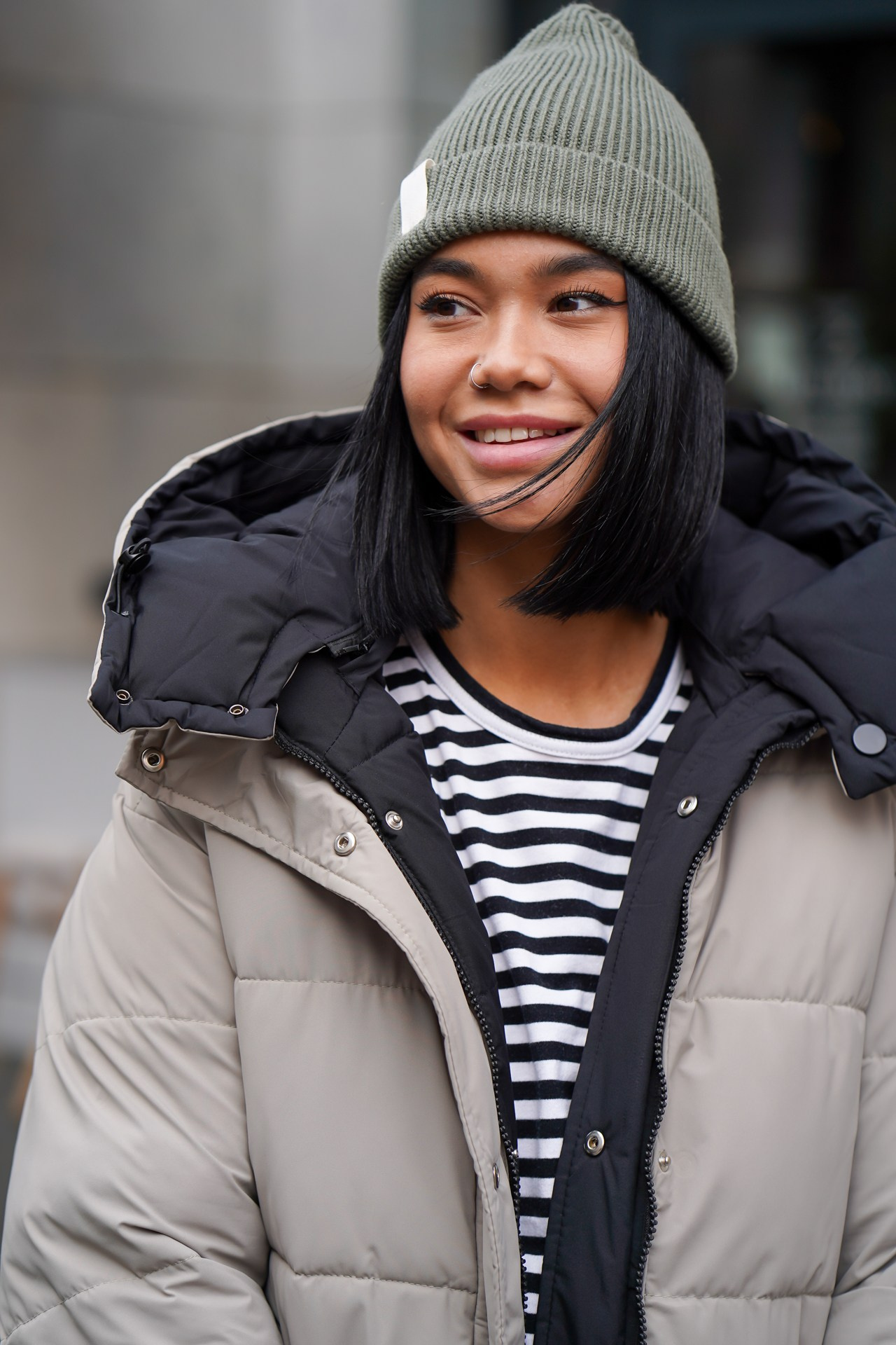 Модель для предметной съемки Валерия Ж. С.-Пб| Sale Easy