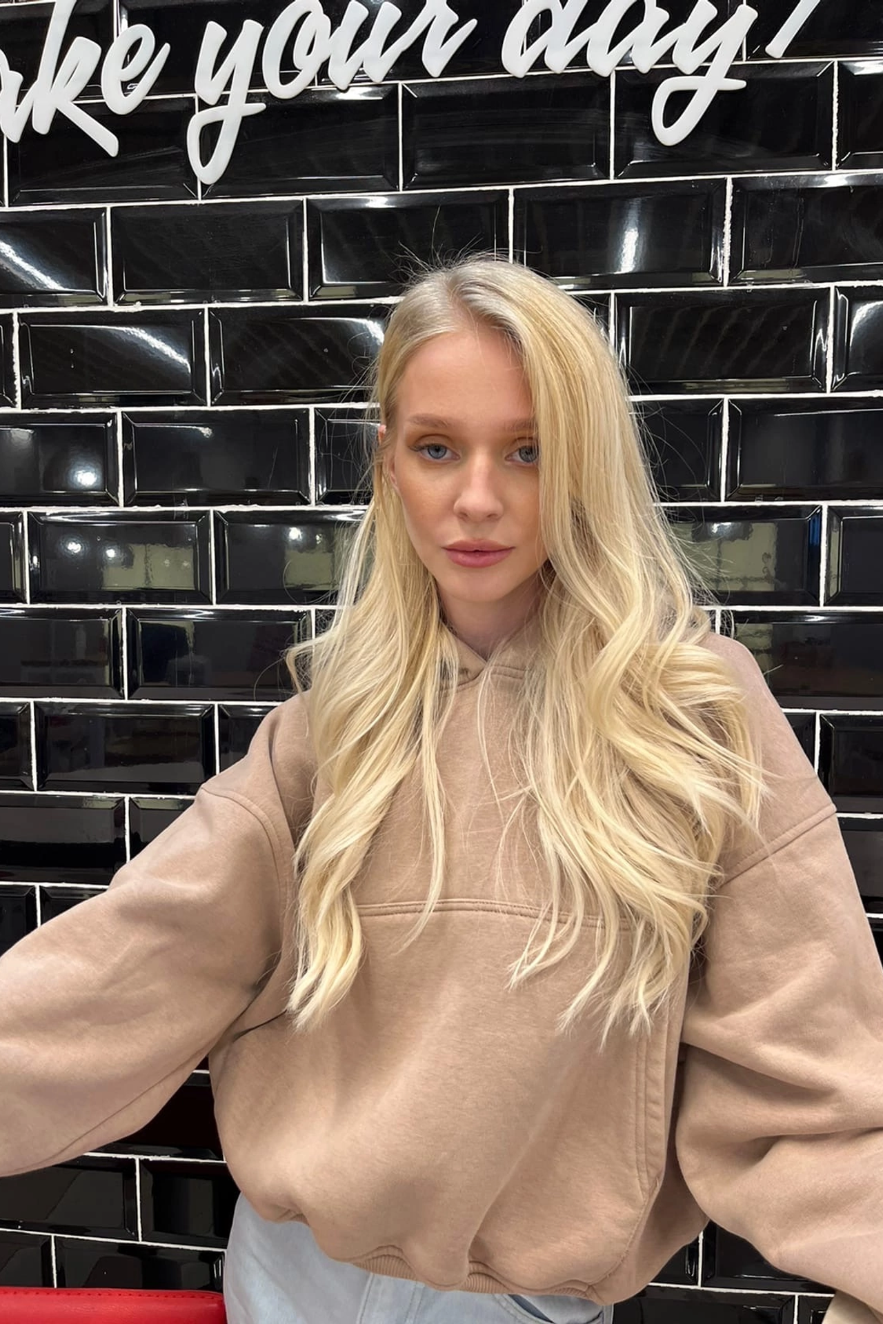 Модель для предметной съемки Ангелина ЧК Н.Новгород | Sale Easy