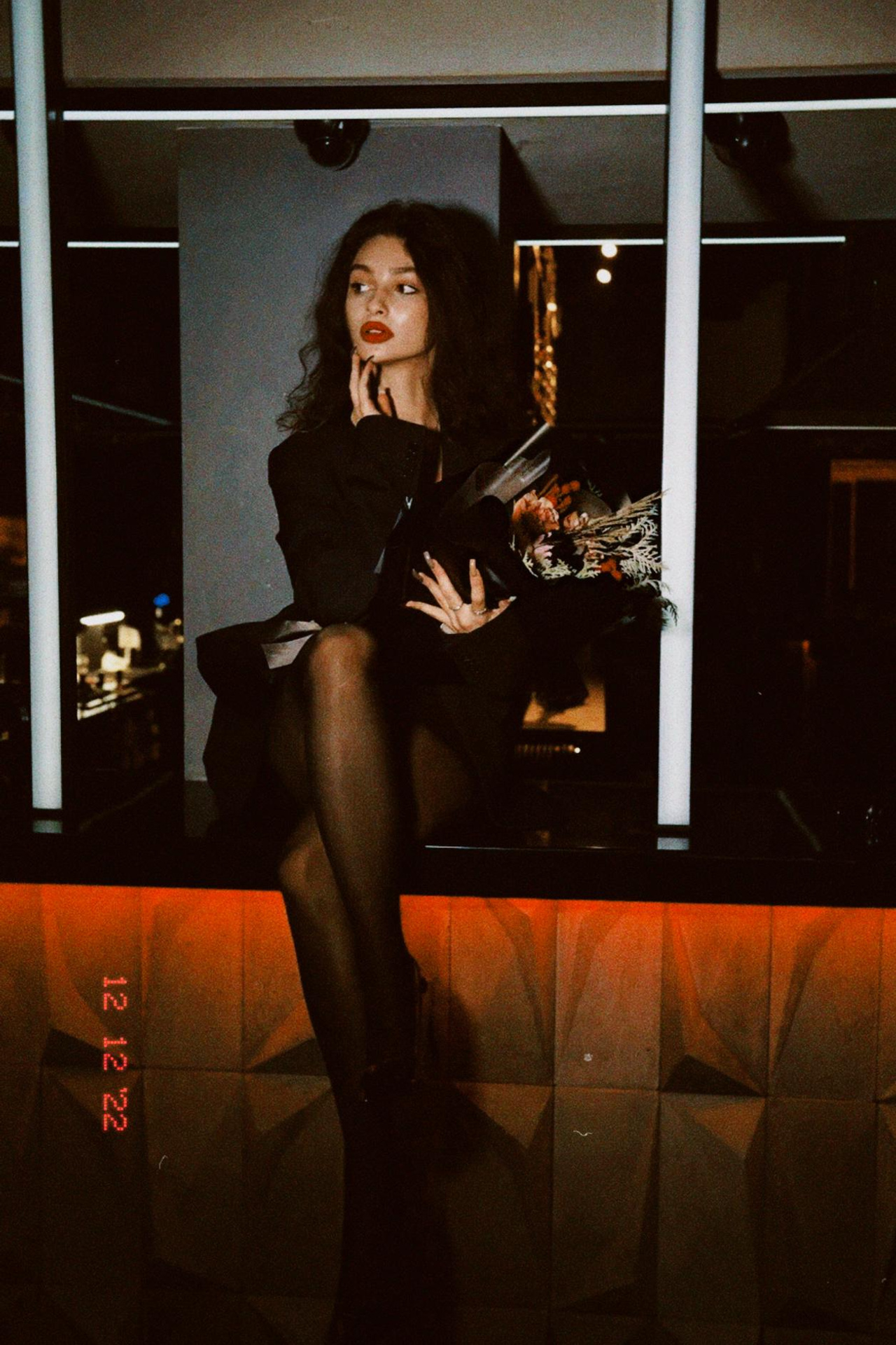 Модель для предметной съемки Станислава Москва| Sale Easy