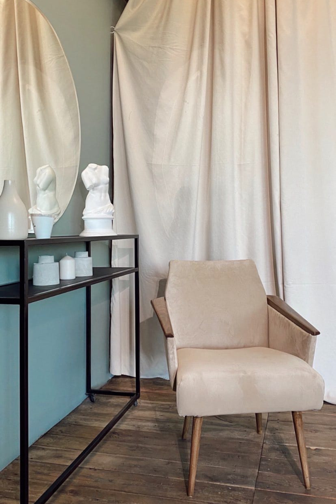 Студия 6 etage Sombre для предметной съемки Красноярск|Sale Easy