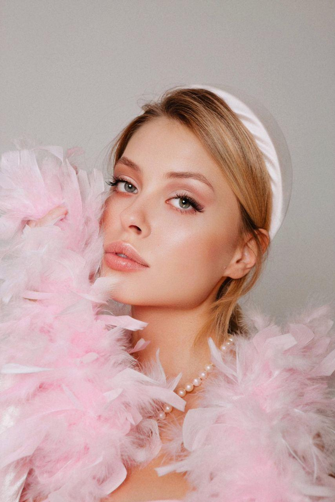 Модель для предметной съемки Анна Е. Москва| Sale Easy