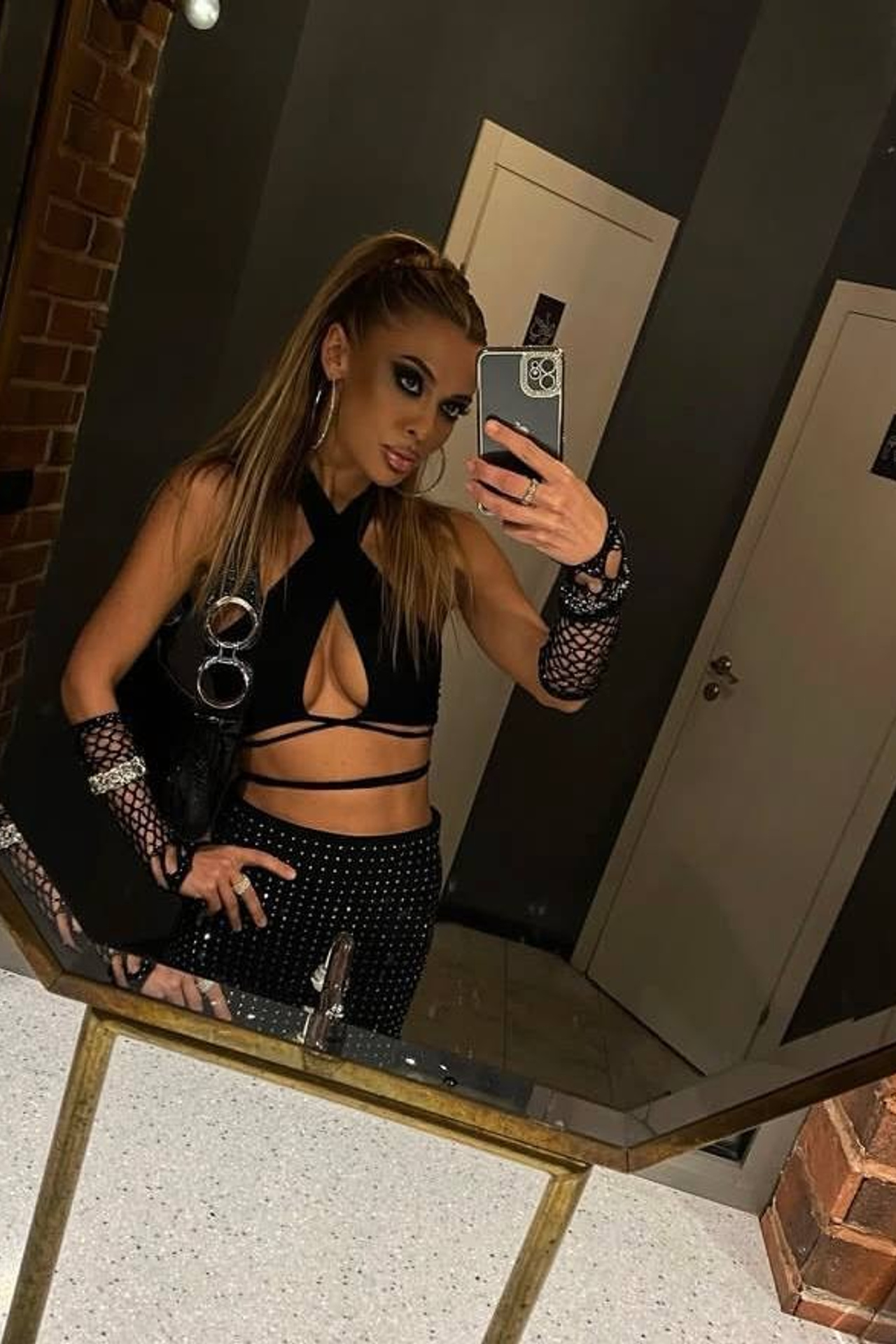 Модель для предметной съемки Яна id 25 153 НН|Sale Easy