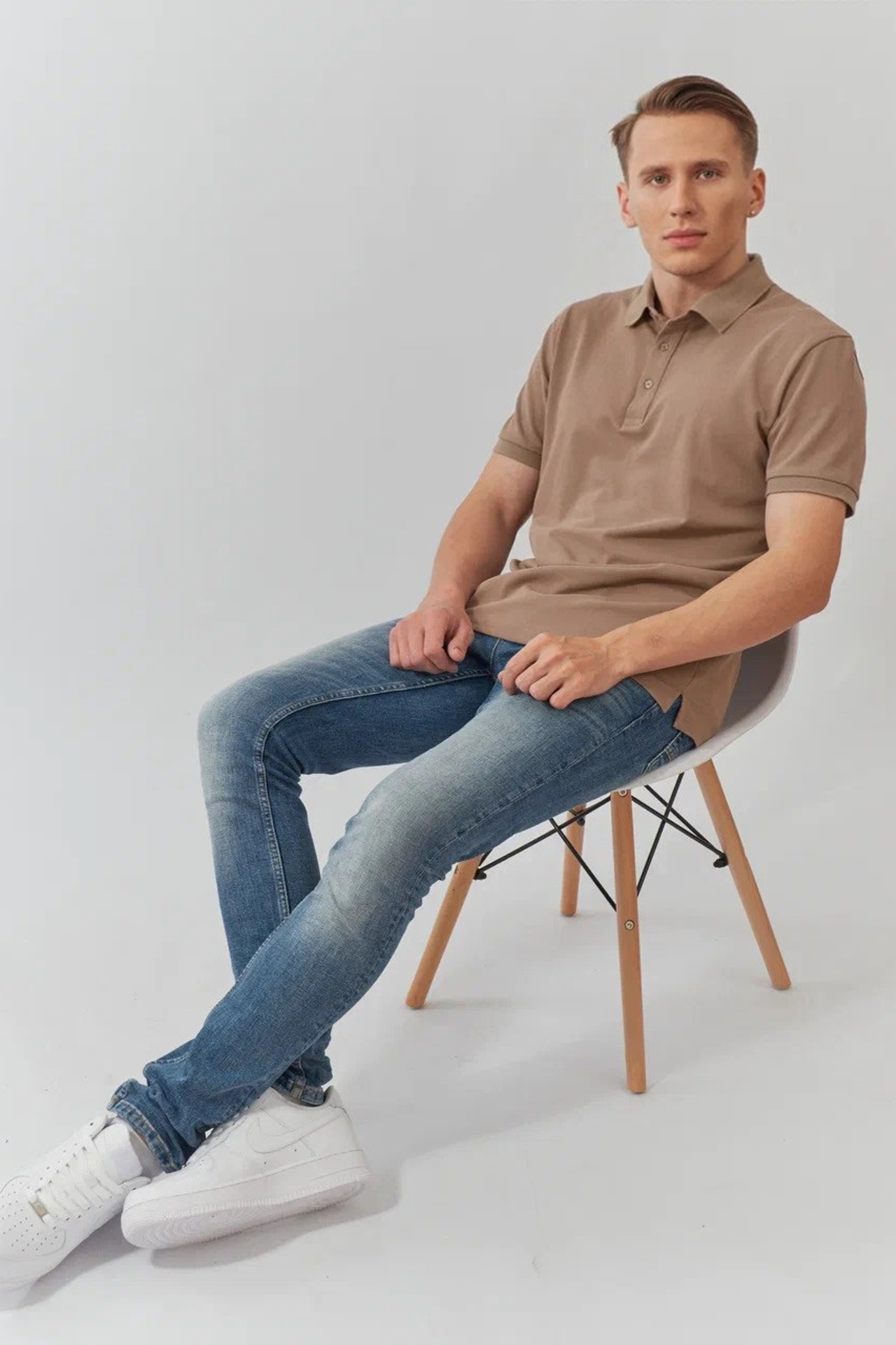 Модель для предметной съемки Антон Москва | Sale Easy