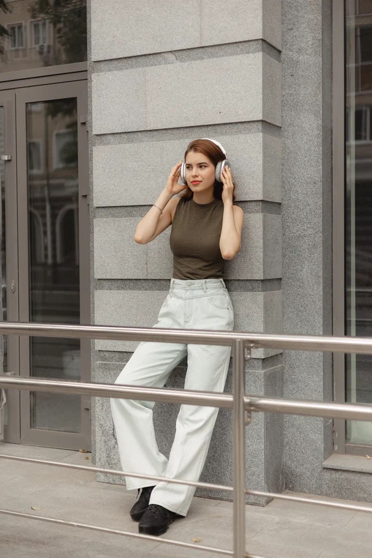 Модель для предметной съемки Юлия Е Казань| Sale Easy