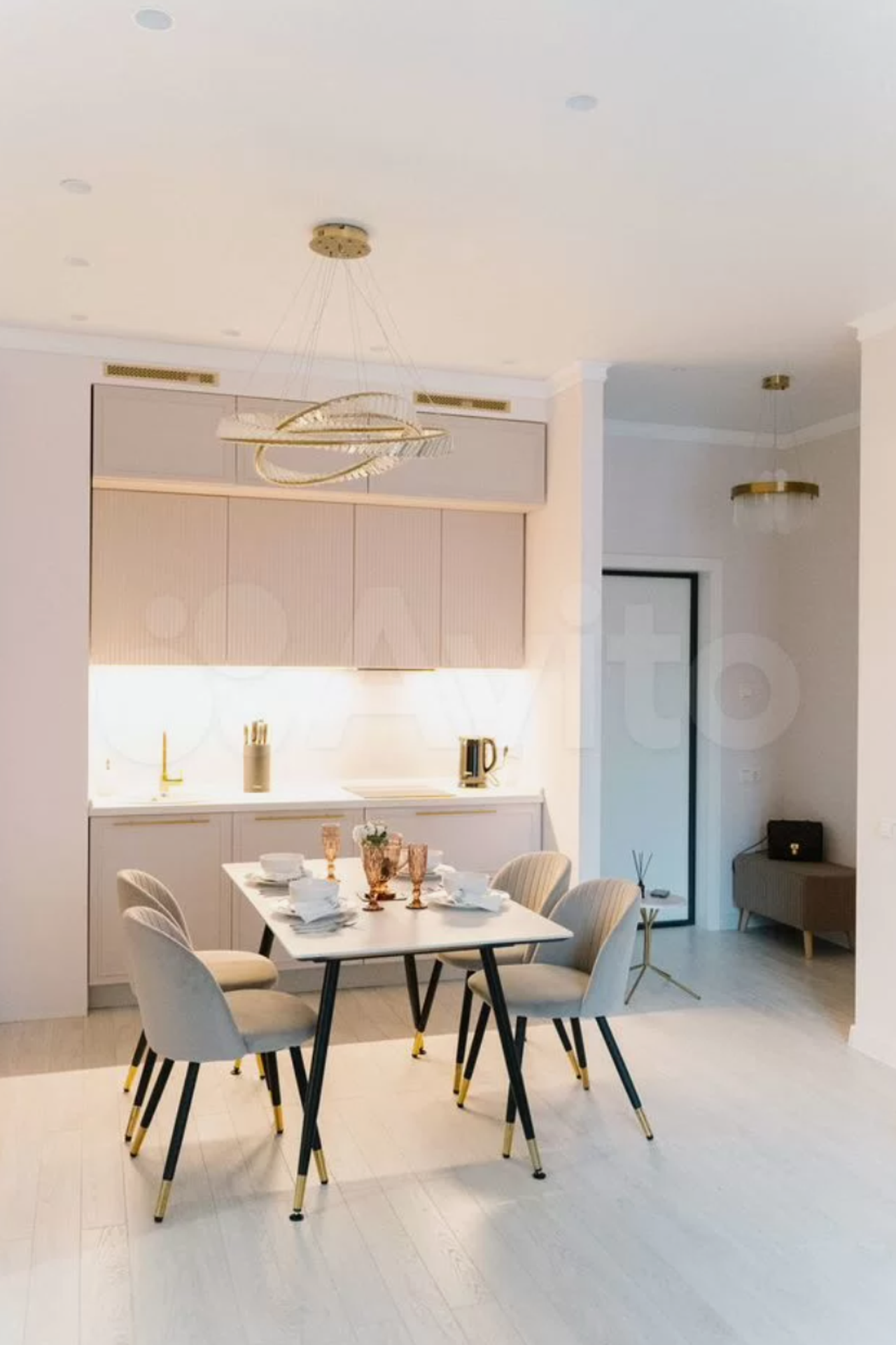 Квартира на Новоалексеевской