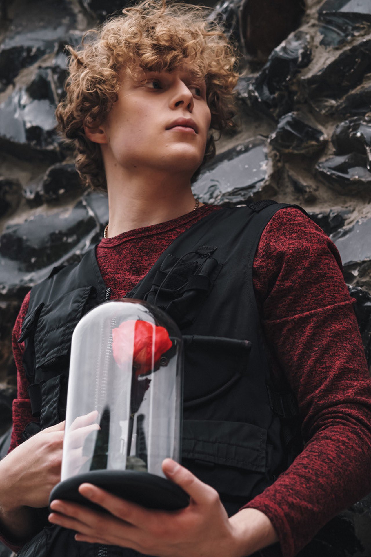 Модель для предметной съемки Арсений Москва | Sale Easy