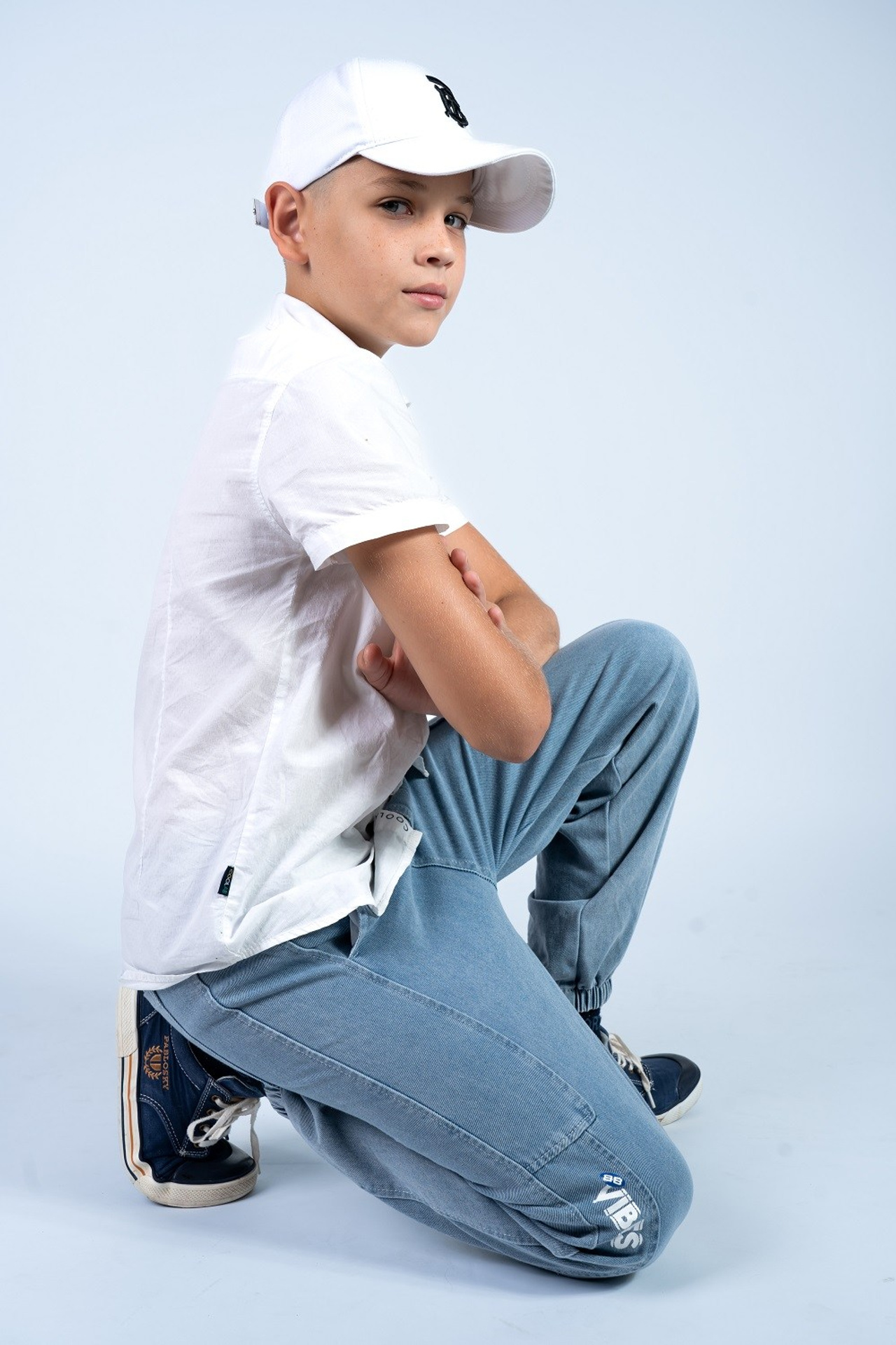 Модель Владимир А для предметной съемки  в Сочи| Sale Easy