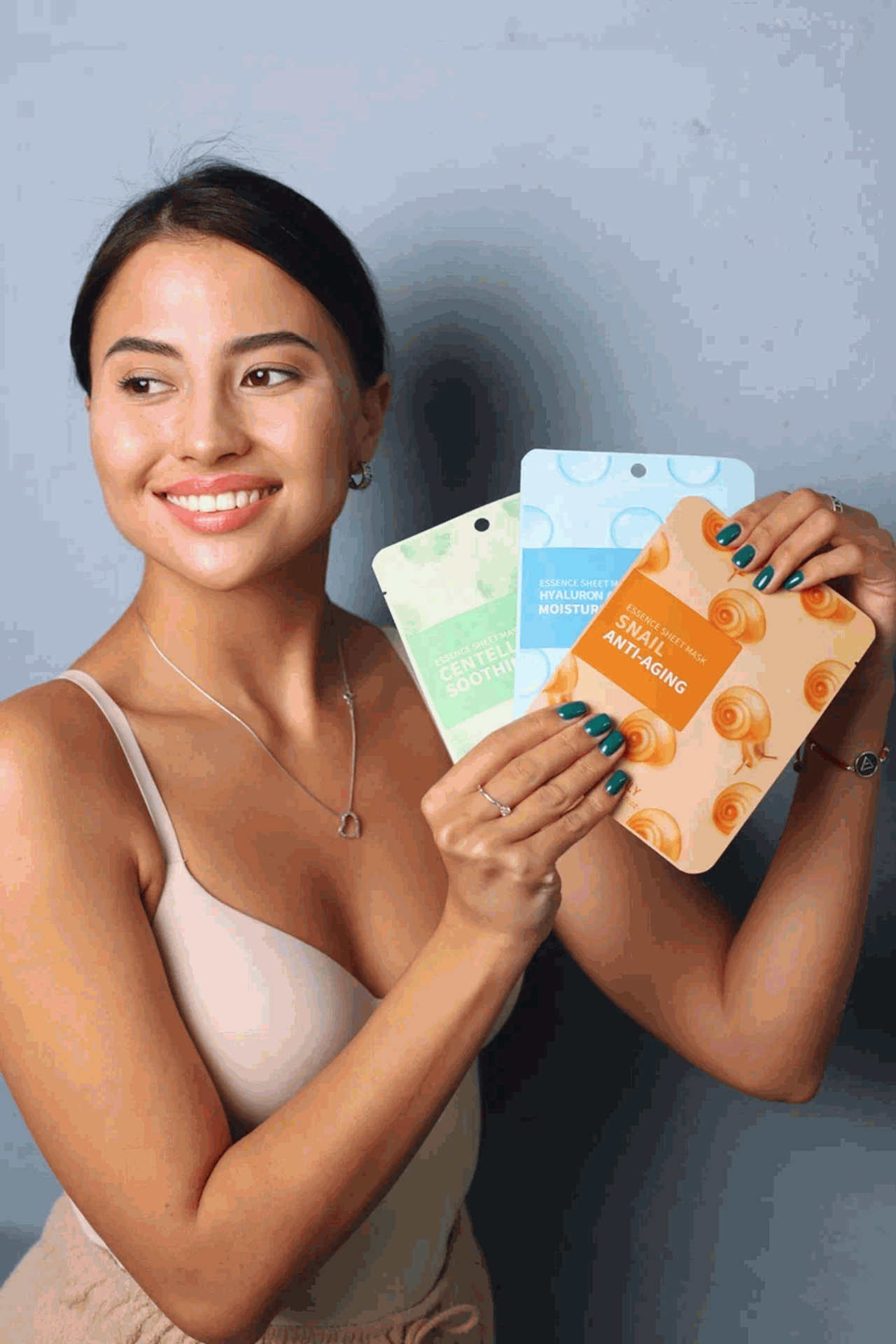 Модель для предметной съемки Нурия Москва| Sale Easy