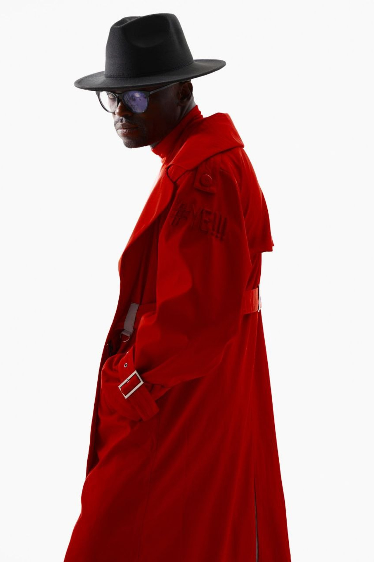 Модель для предметной съемки Кристиан Казань| Sale Easy