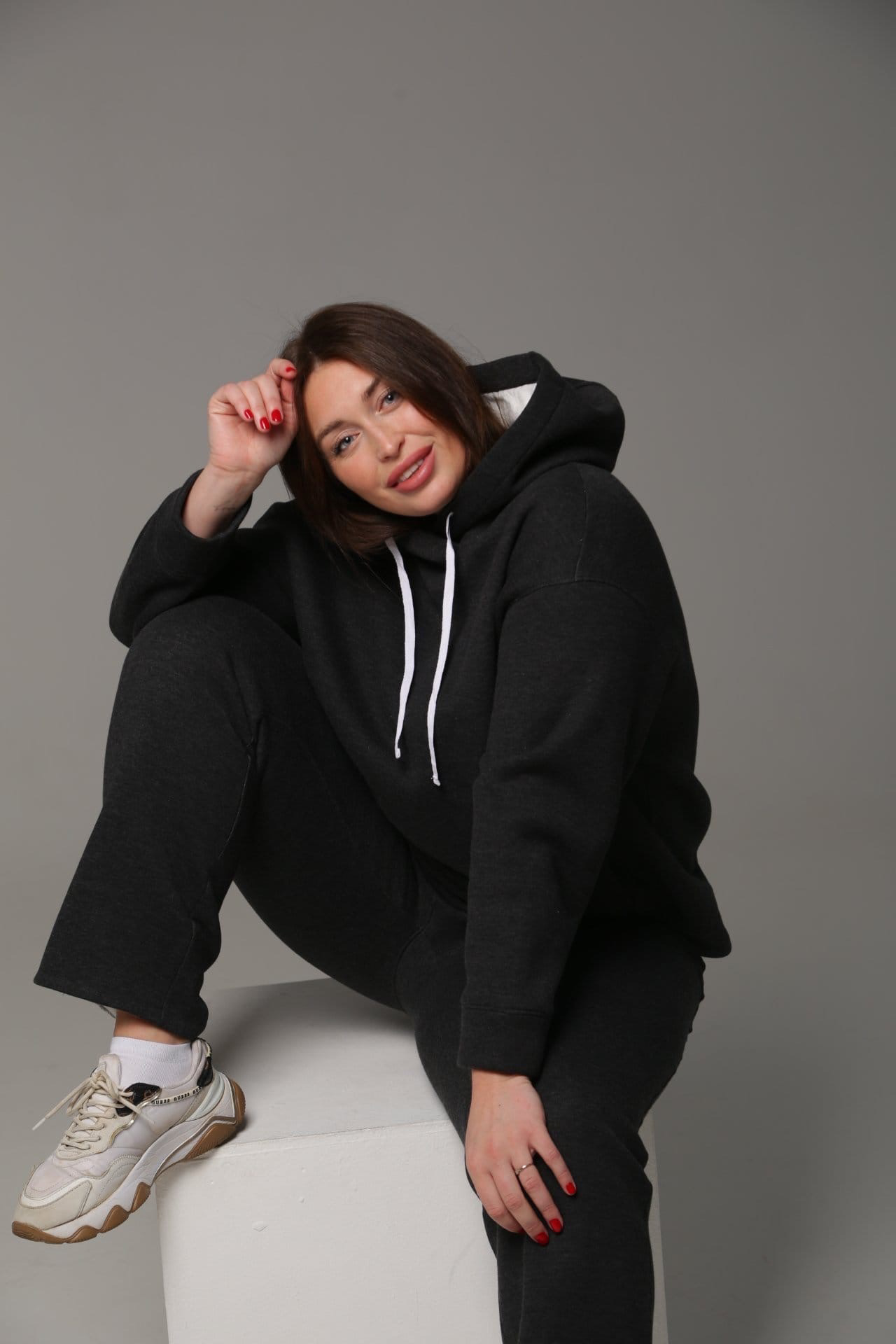 Модель plus size для предметной съемки Виктория БН.Новгород| Sale Easy