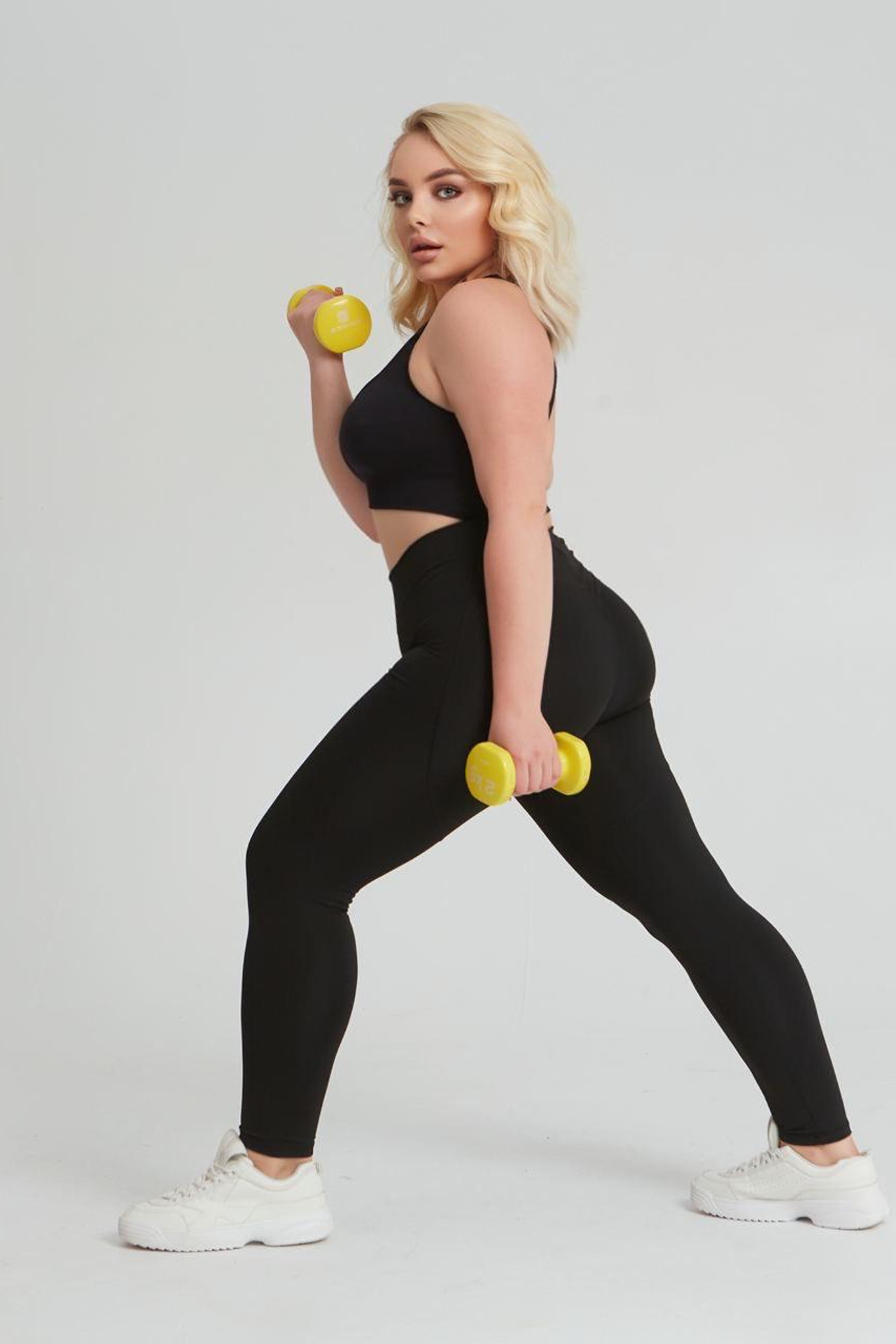 Модель plus size для предметной съемки Софья Г. Москва | Sale Easy