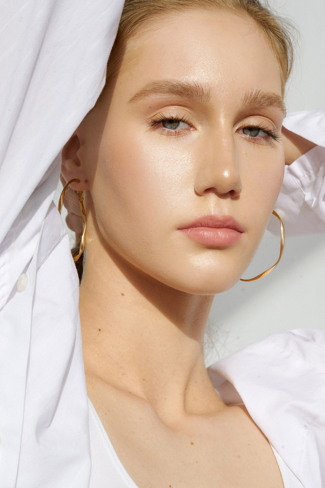 Модель для предметной съемки Елизавета К. Москва| Sale Easy